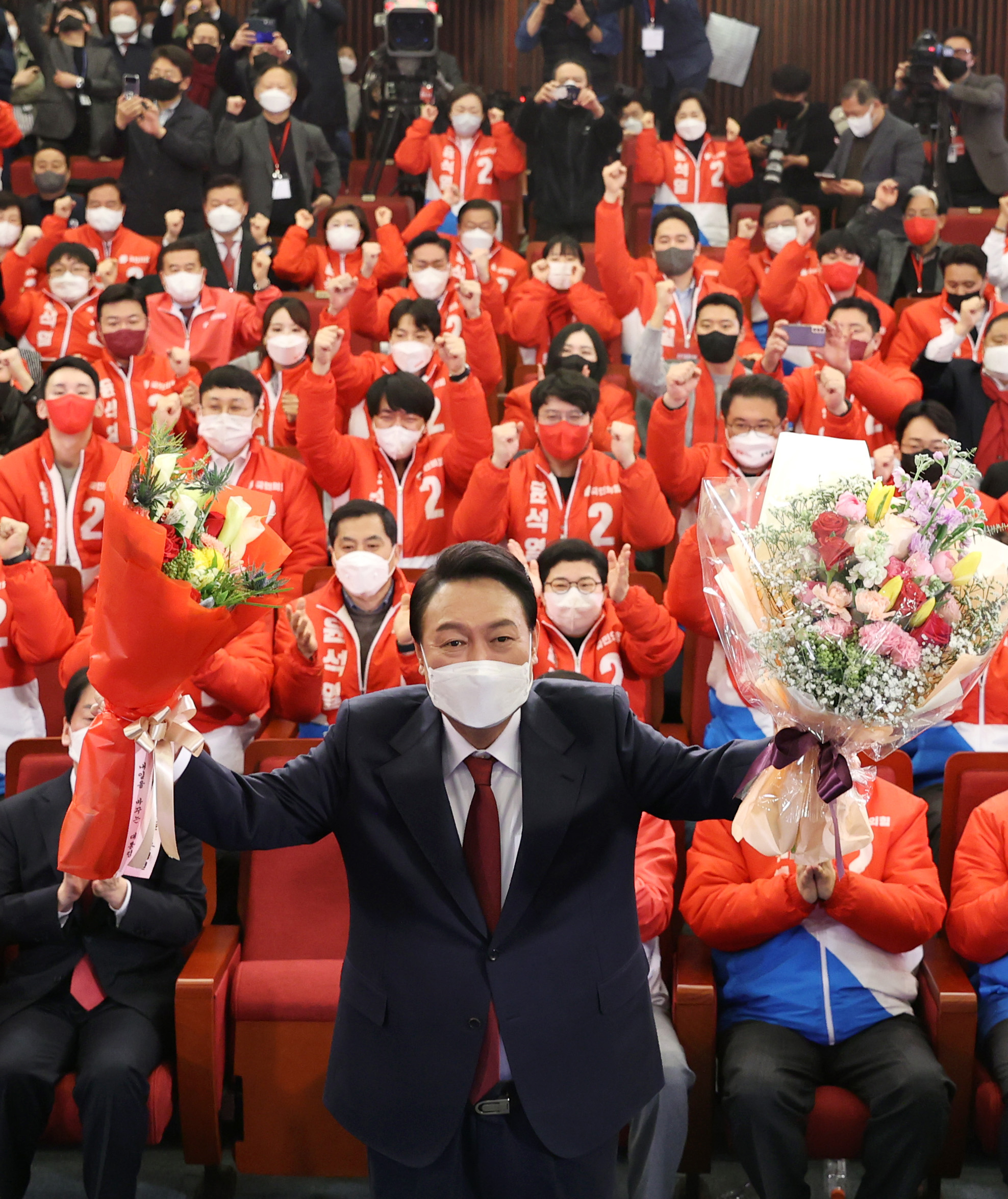 Conservative political novice elected South Korean president
