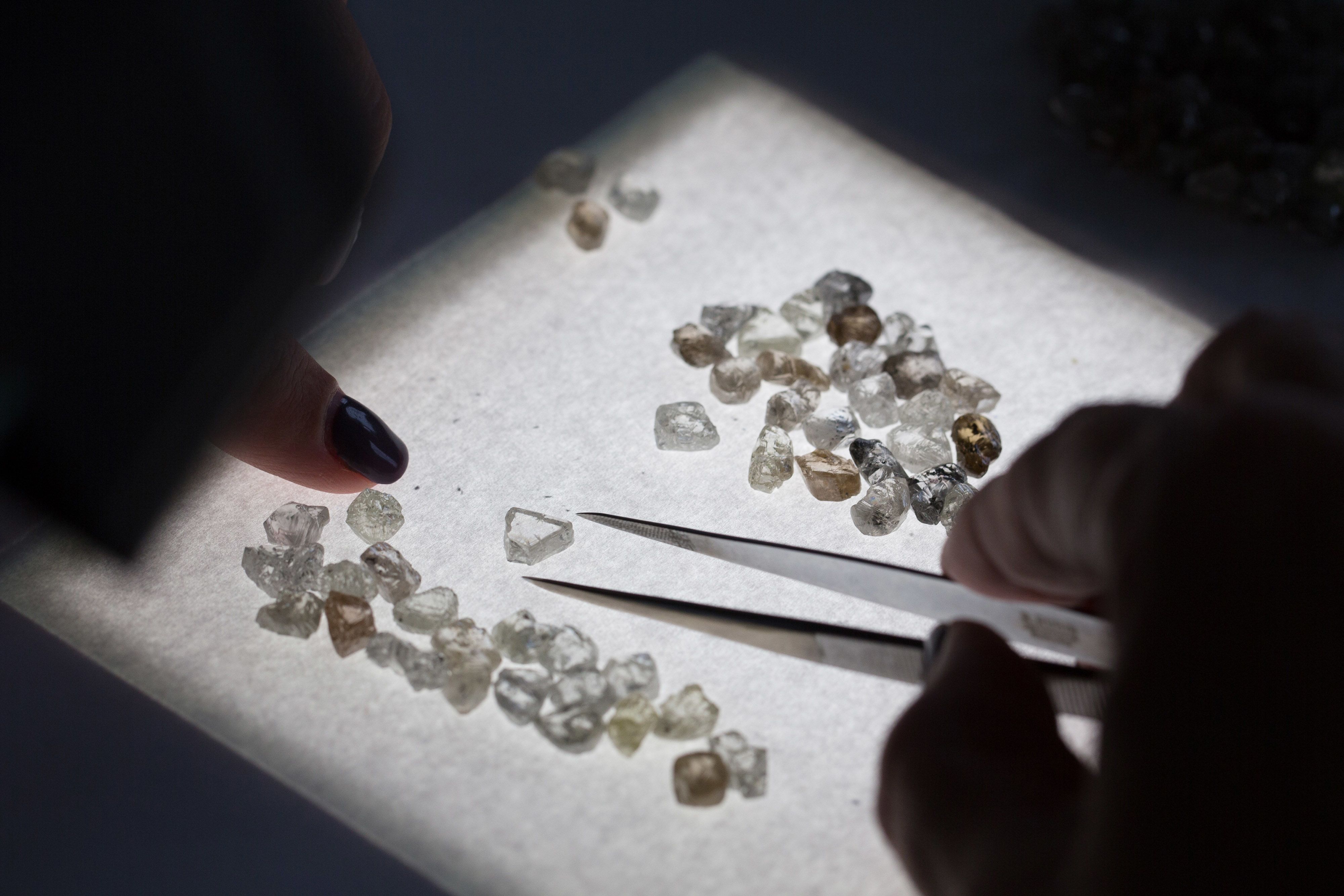 Alrosa PJSC Reveals Its Largest Pink Diamond And Main Sorting Center
