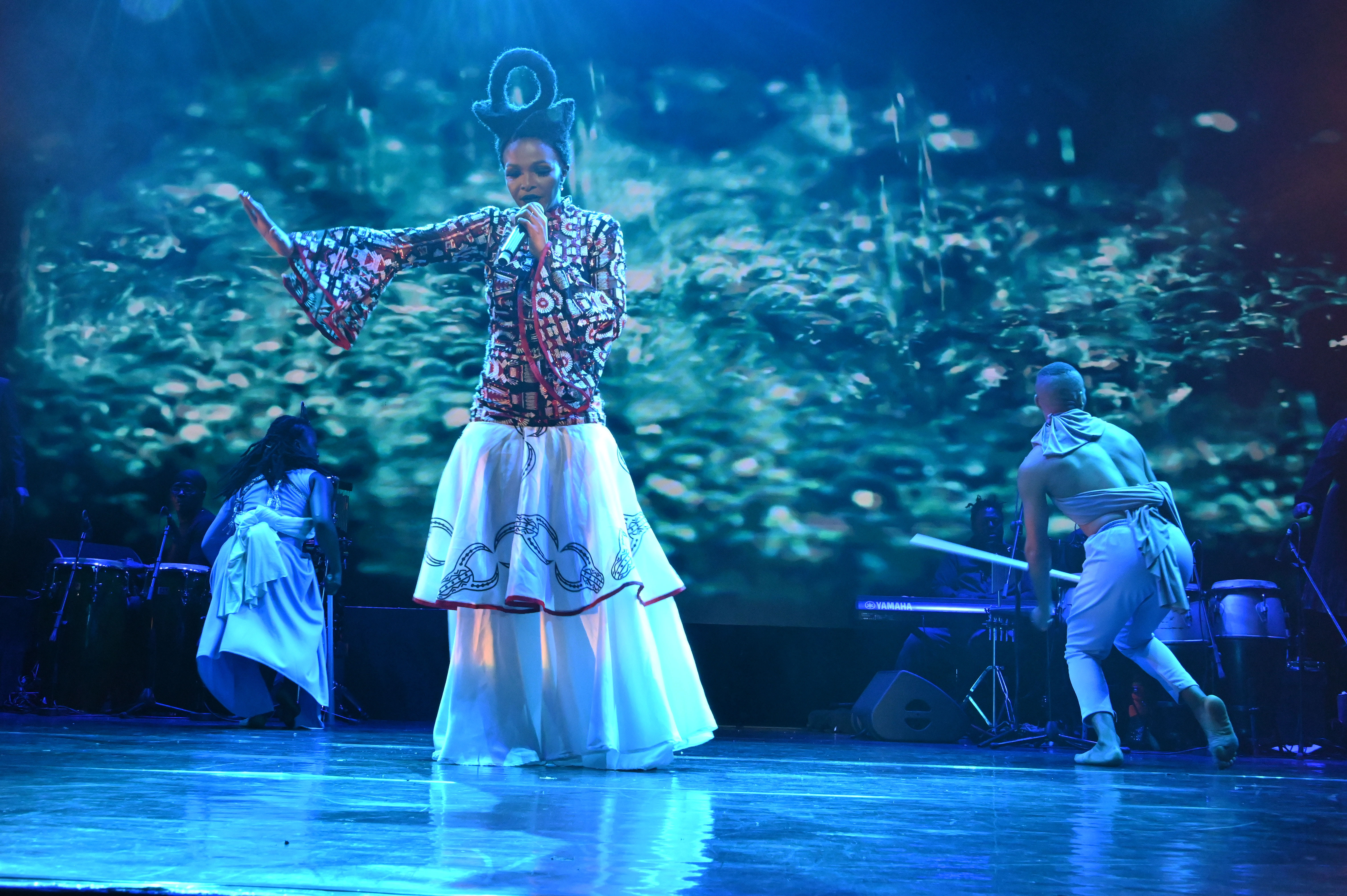 South African soul star Simphiwe Dana’s new show is about healing