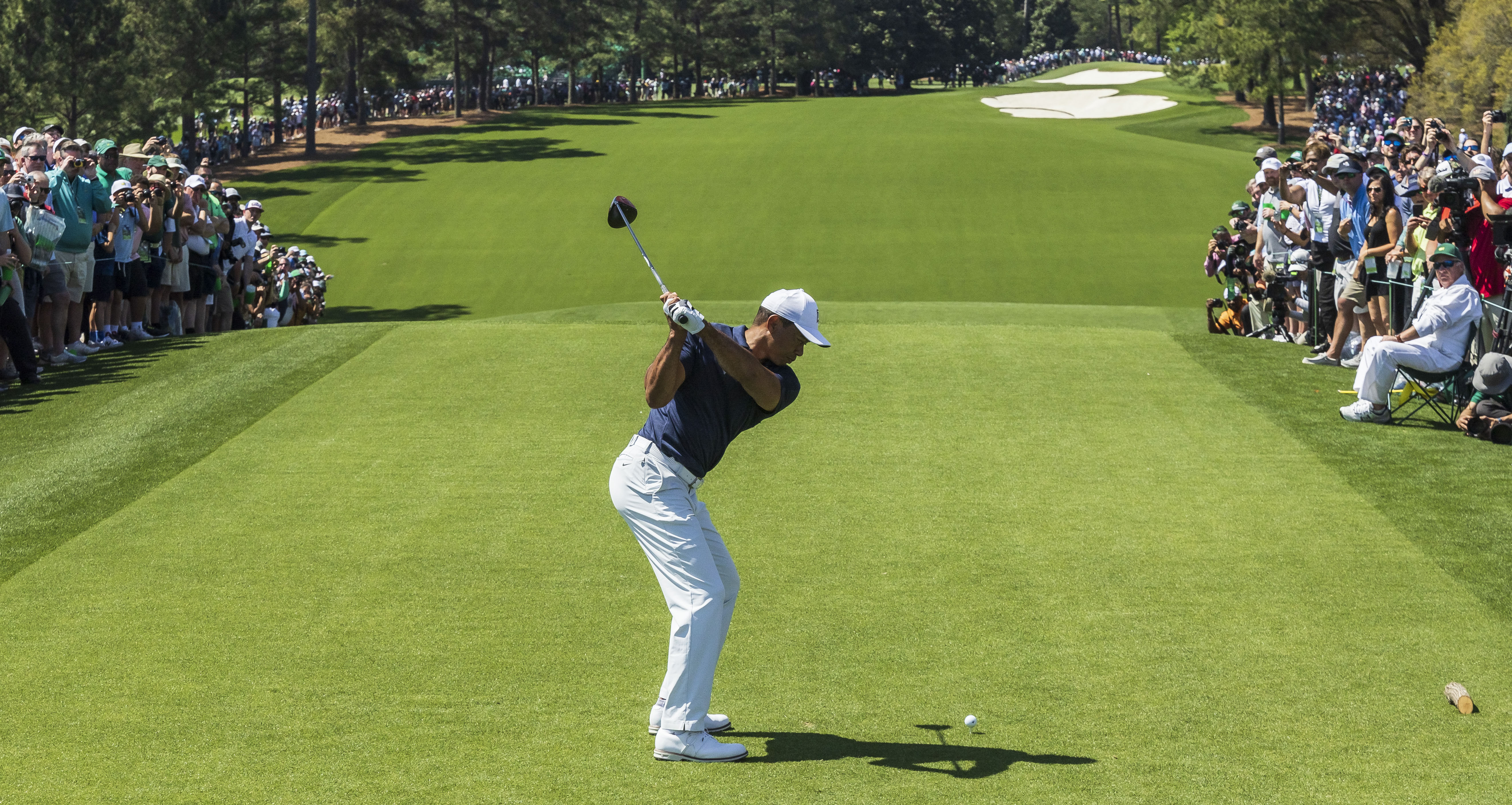 Tiger defies odds at 2022 Masters, 25 years after changing the face of golf