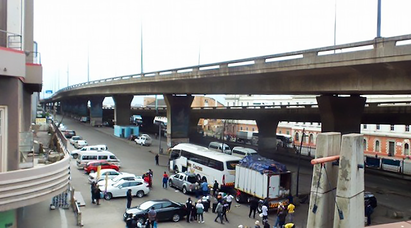 Terrified Zimbabweans in SA sending their possessions home as xenophobic violence fears intensify 