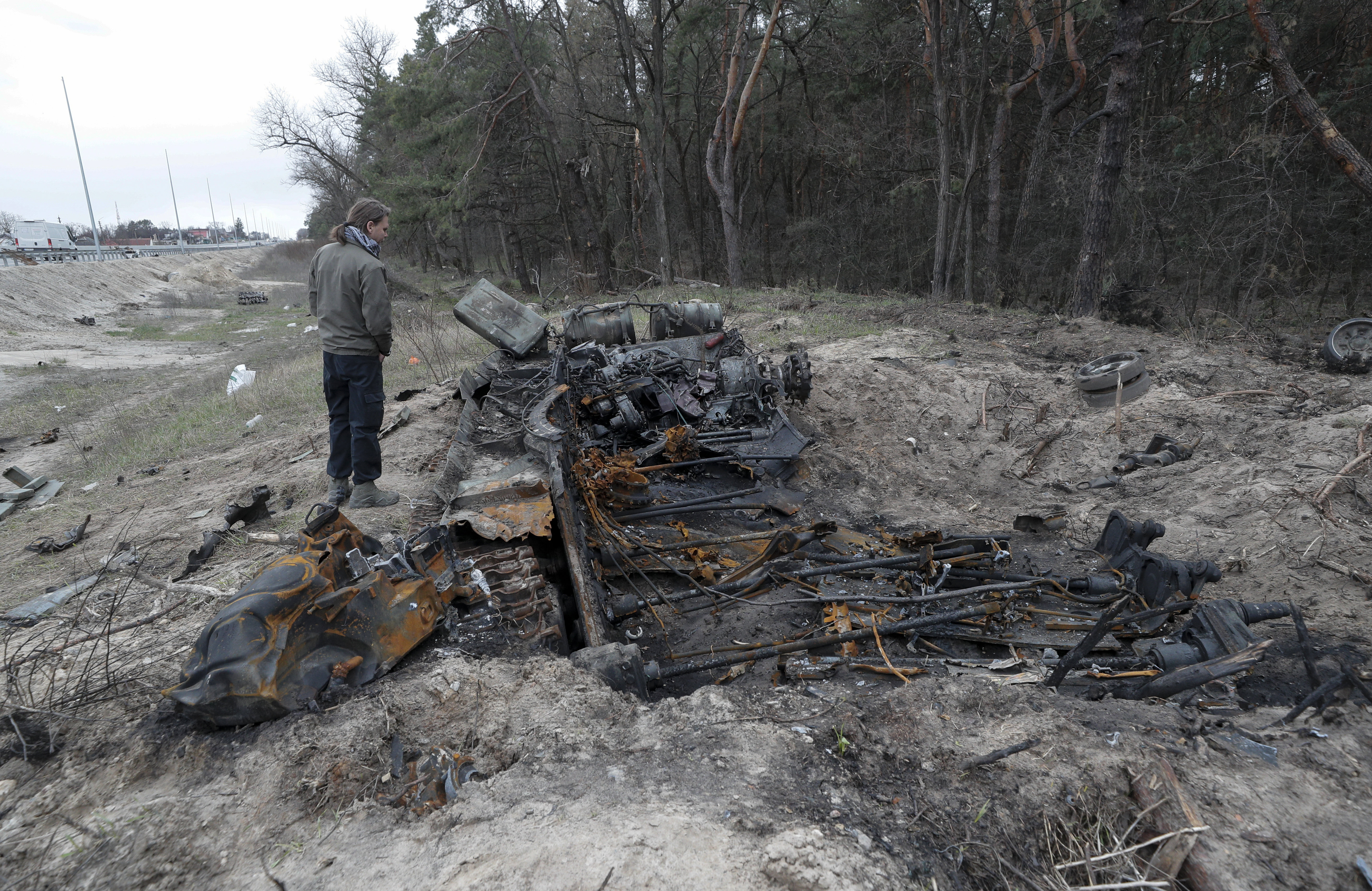 U.S. announces additional $800 million in military aid to Ukraine