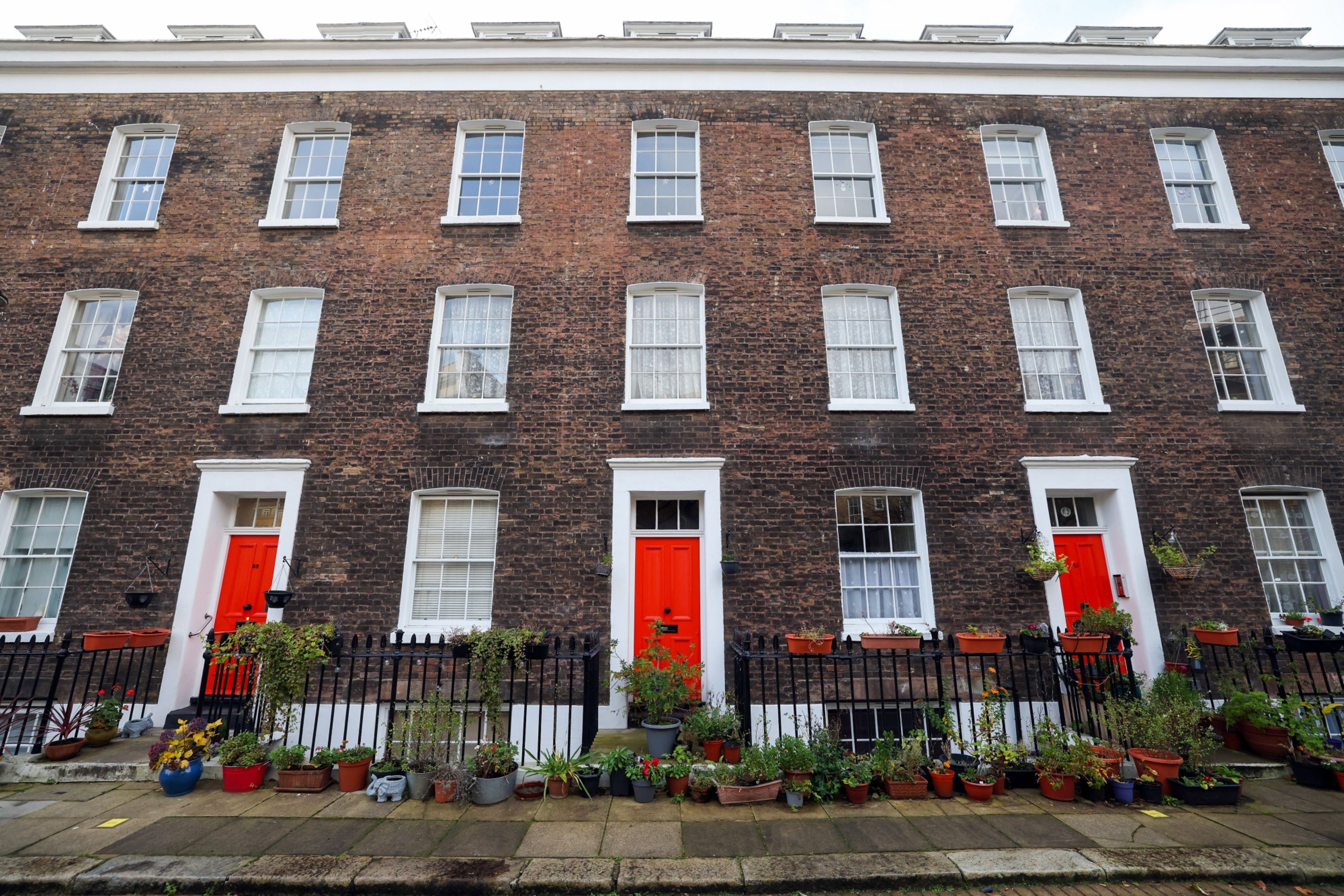 U.K. Housing Market As Asking Prices Lose Momentum