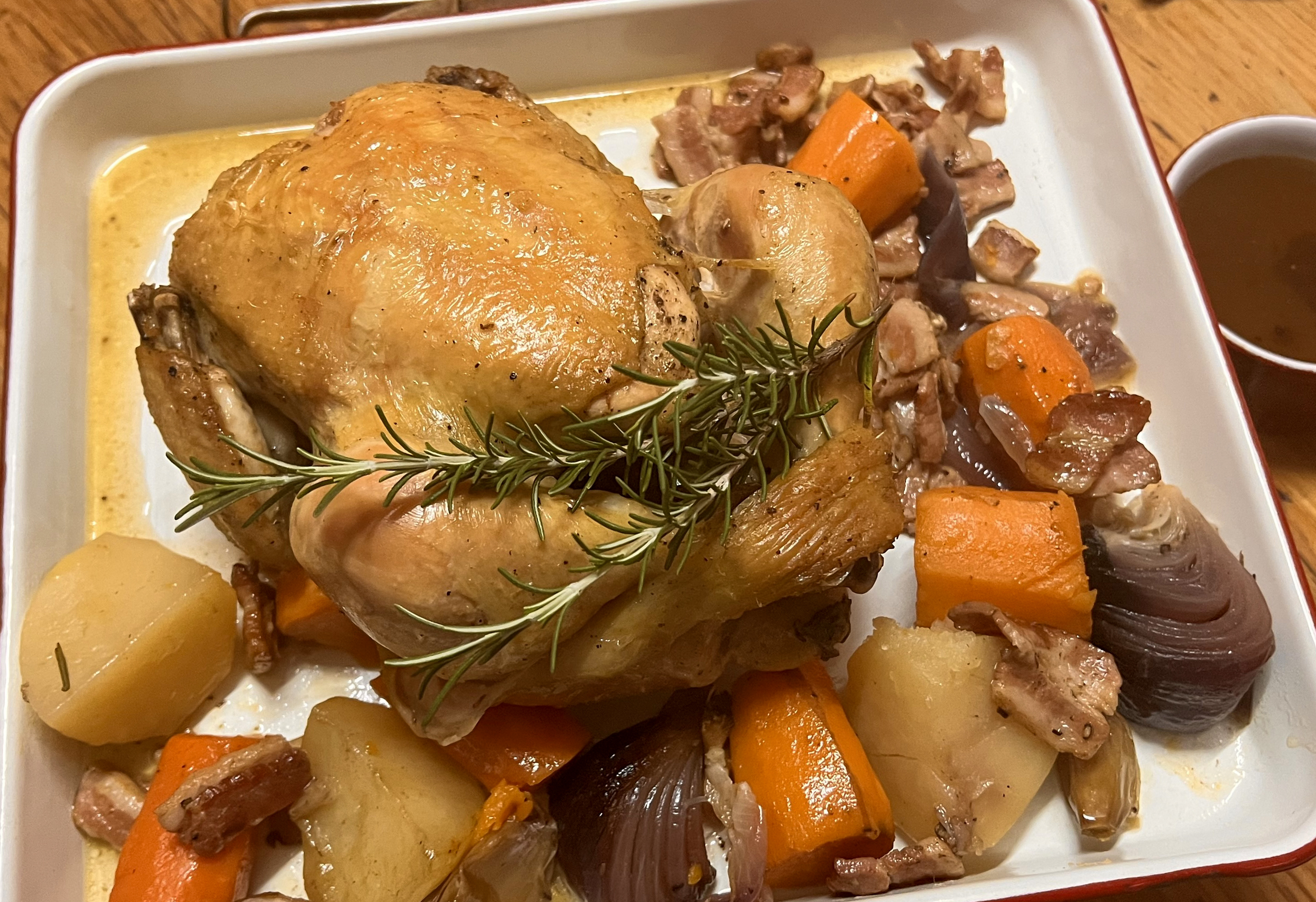 An old-fashioned chicken and vegetable pot roast