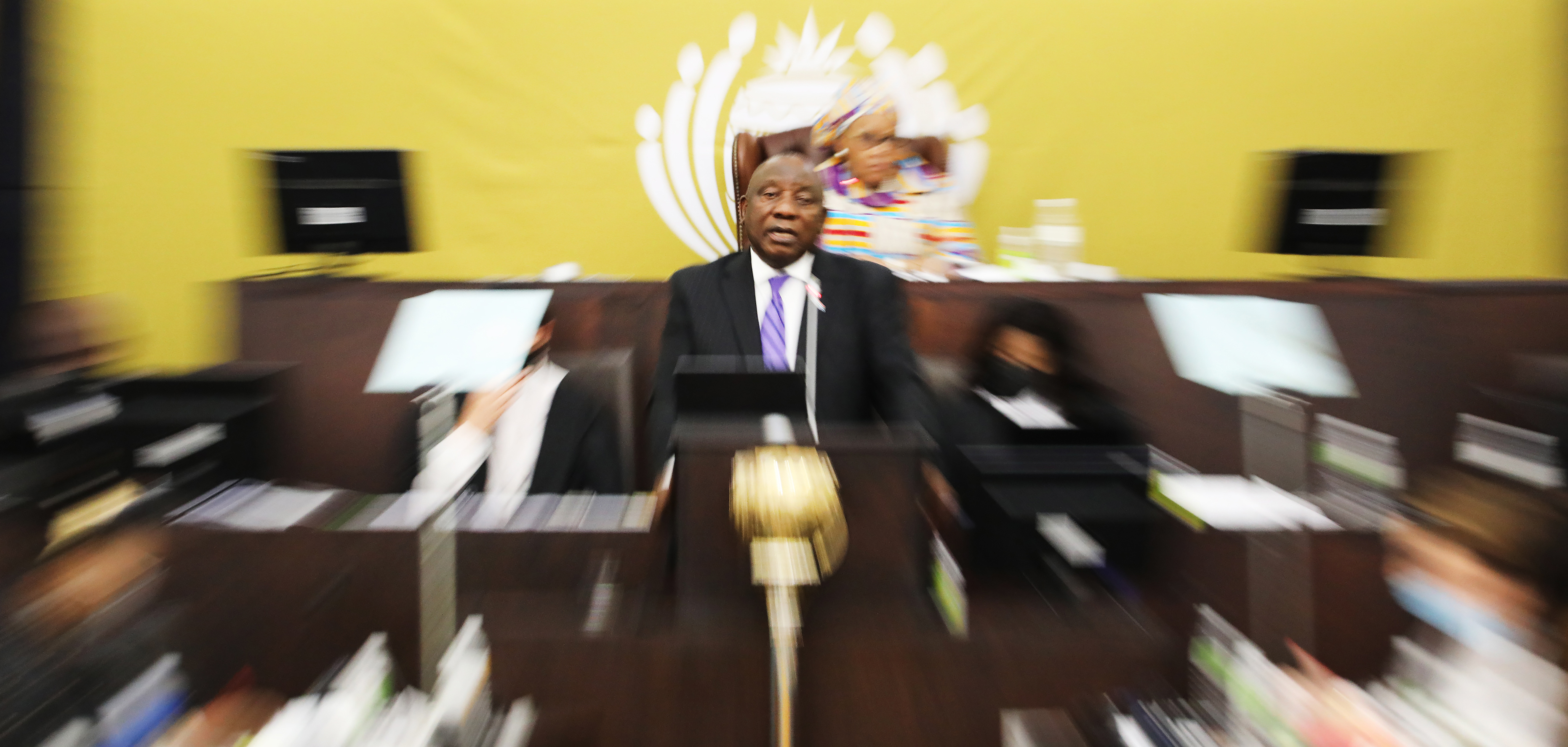 Ramaphosa on the ropes - As President remains calm over Farmgate, RET faction plots his demise