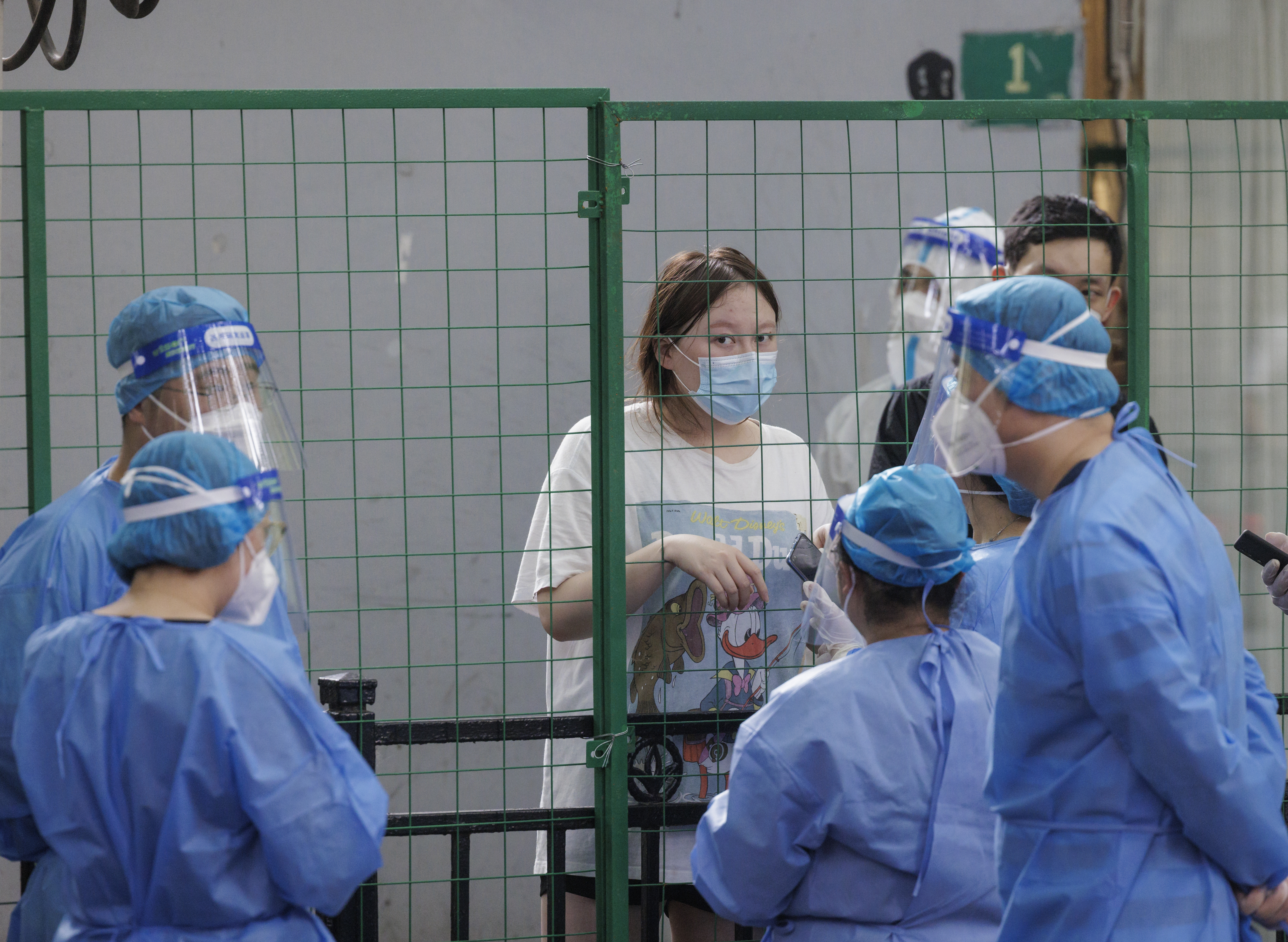 Lockdowns continue in Shanghai