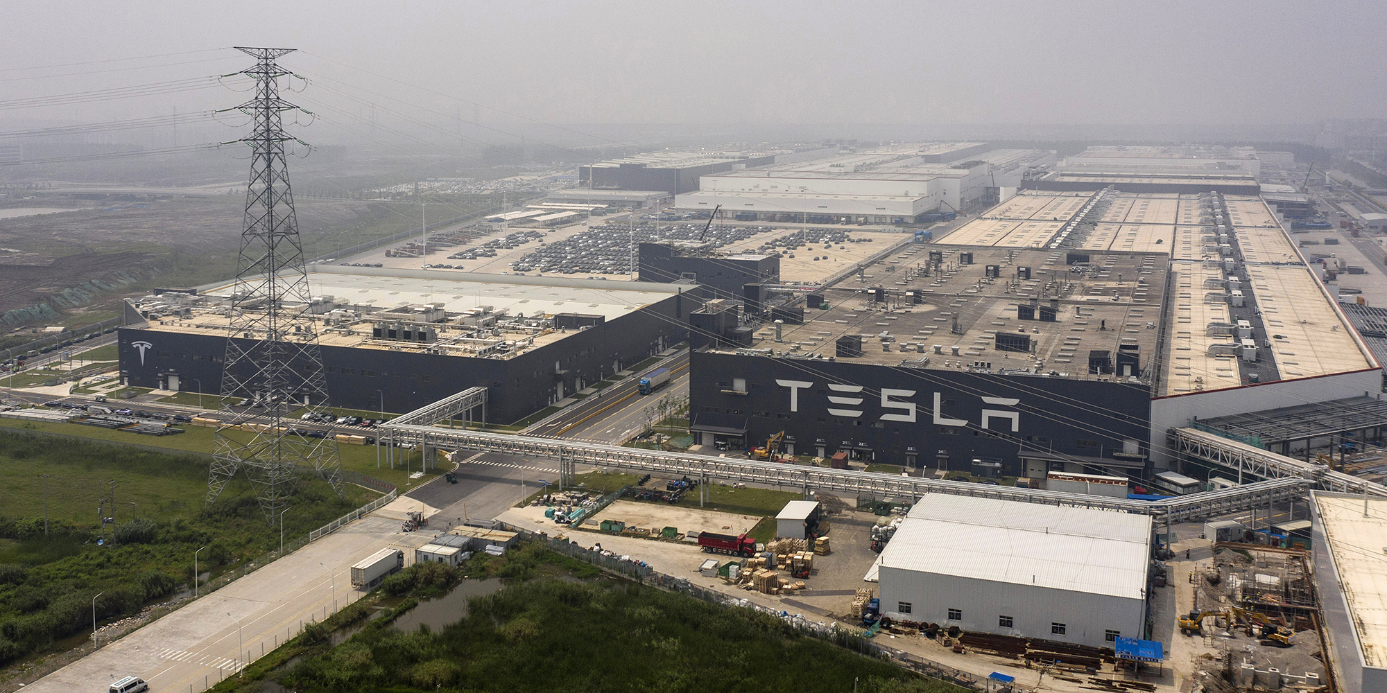 Tesla evaluating lithium refinery in texas, seeks tax breaks