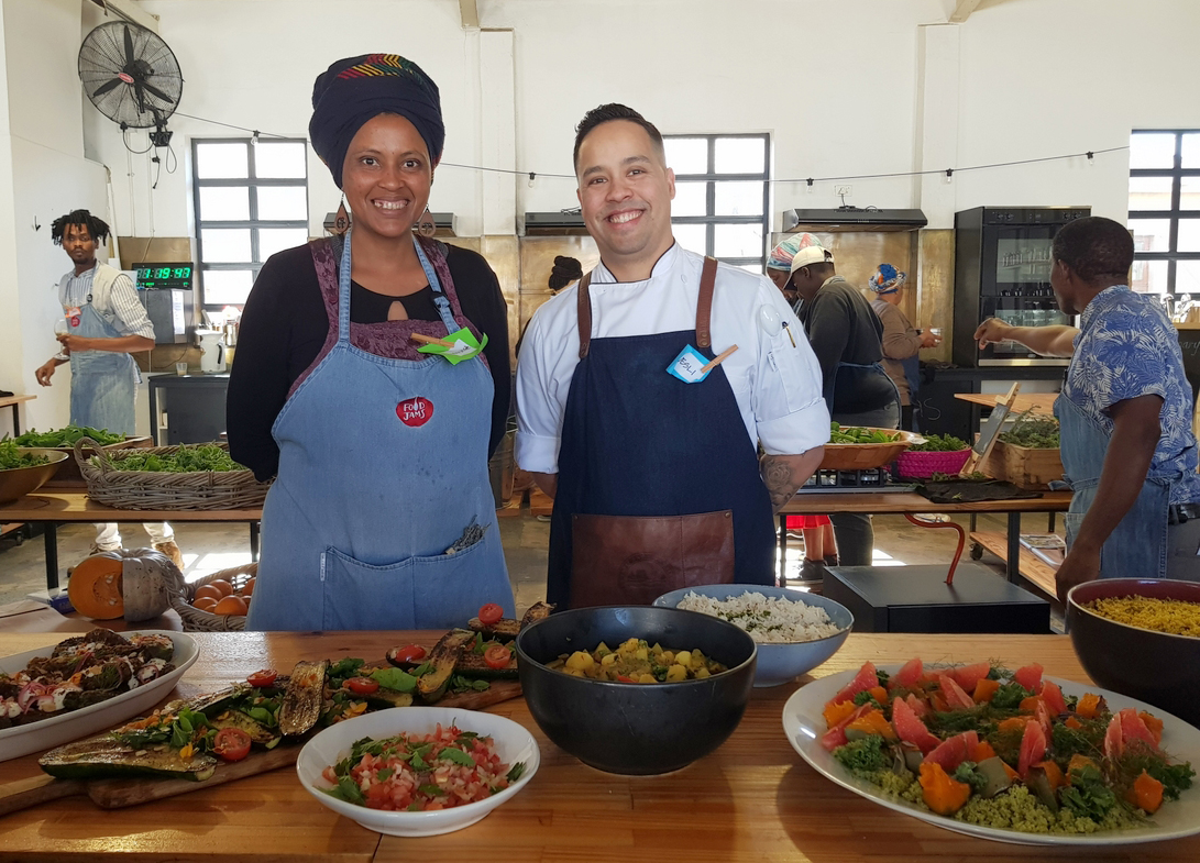 Dune spinach and nettles – a storming cook-up with Abalimi