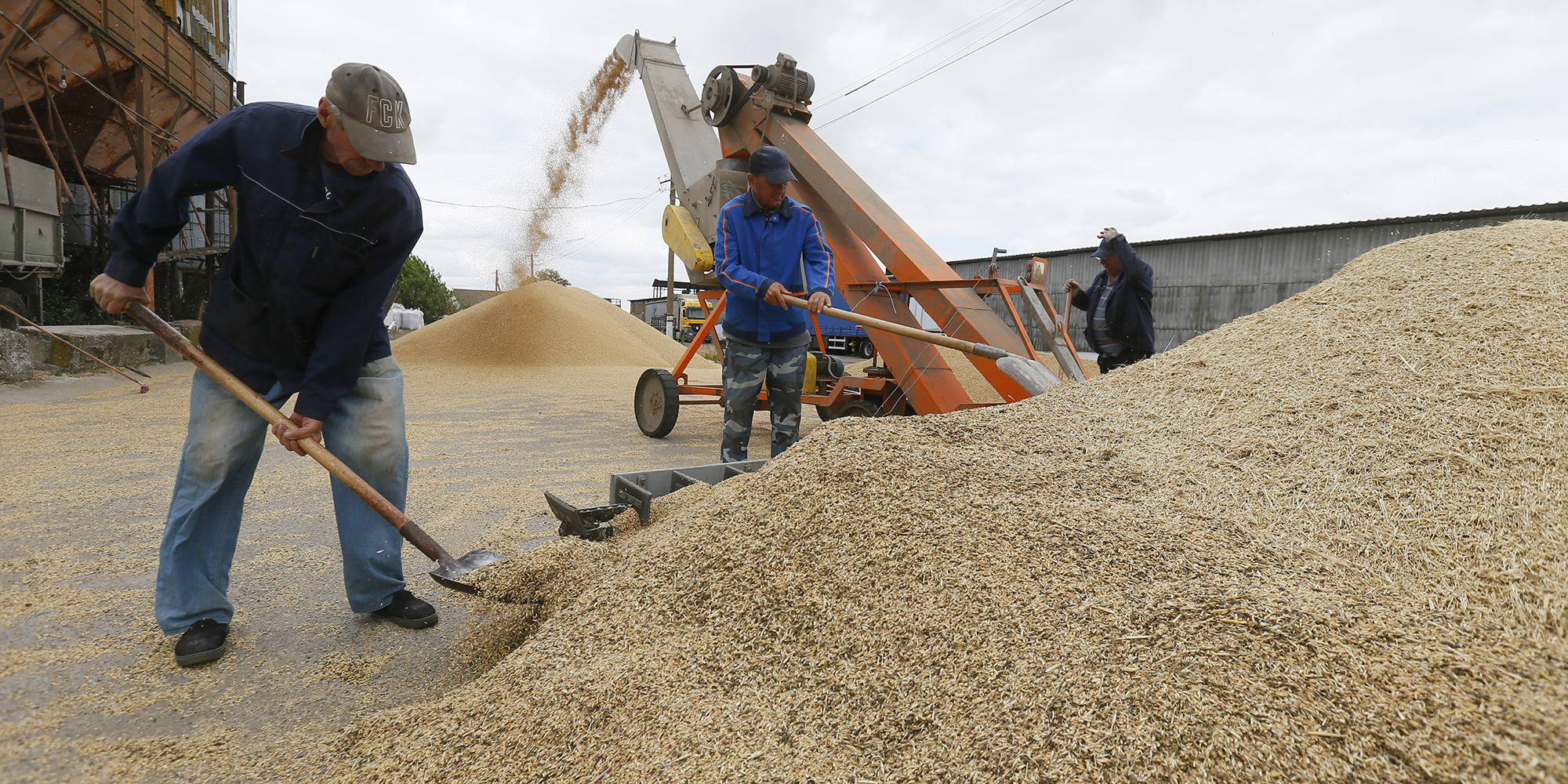 Russia-Ukraine grain export deal promises major benefits for poor countries – if it holds