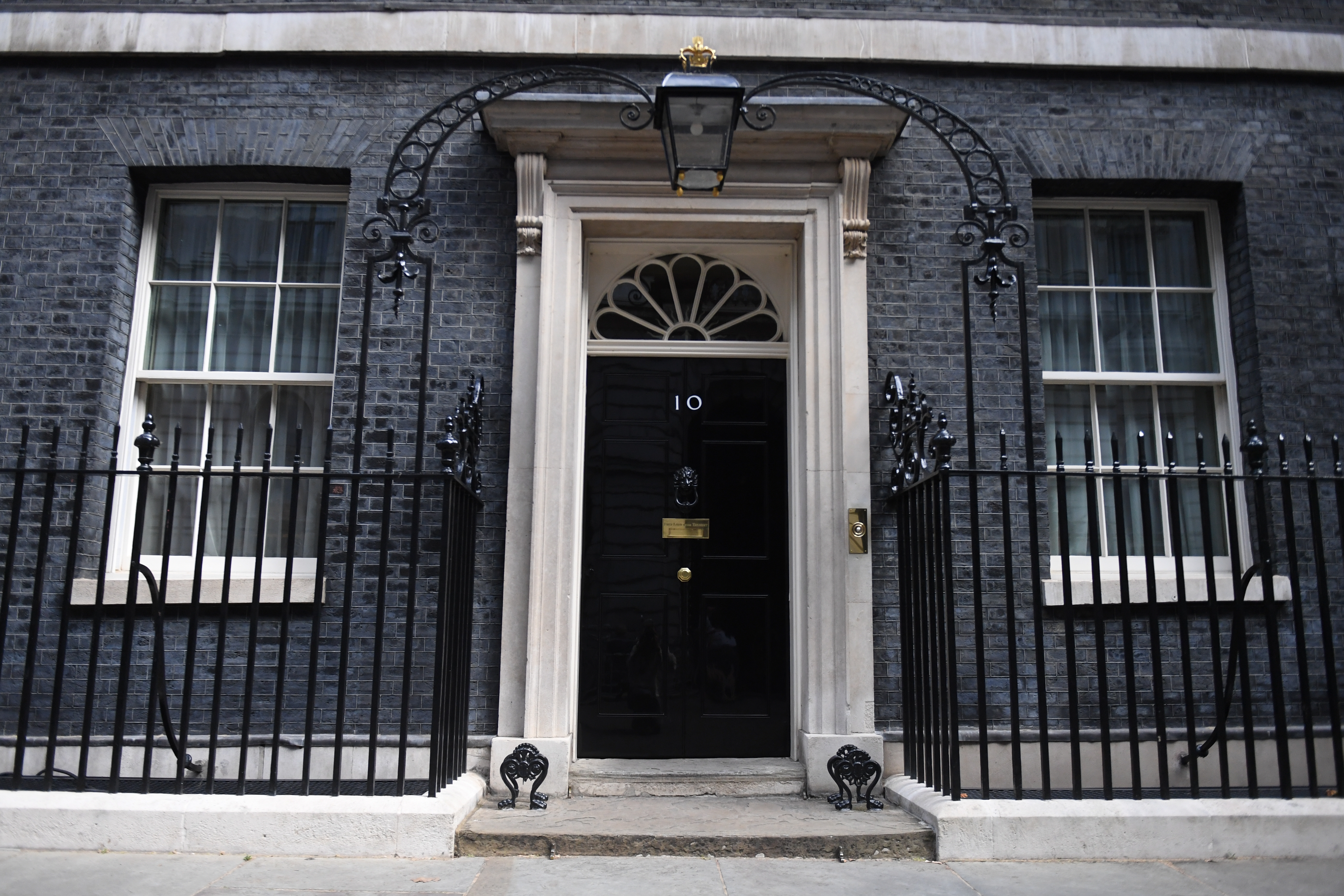 Markets scream warning over new UK prime minister’s mammoth task