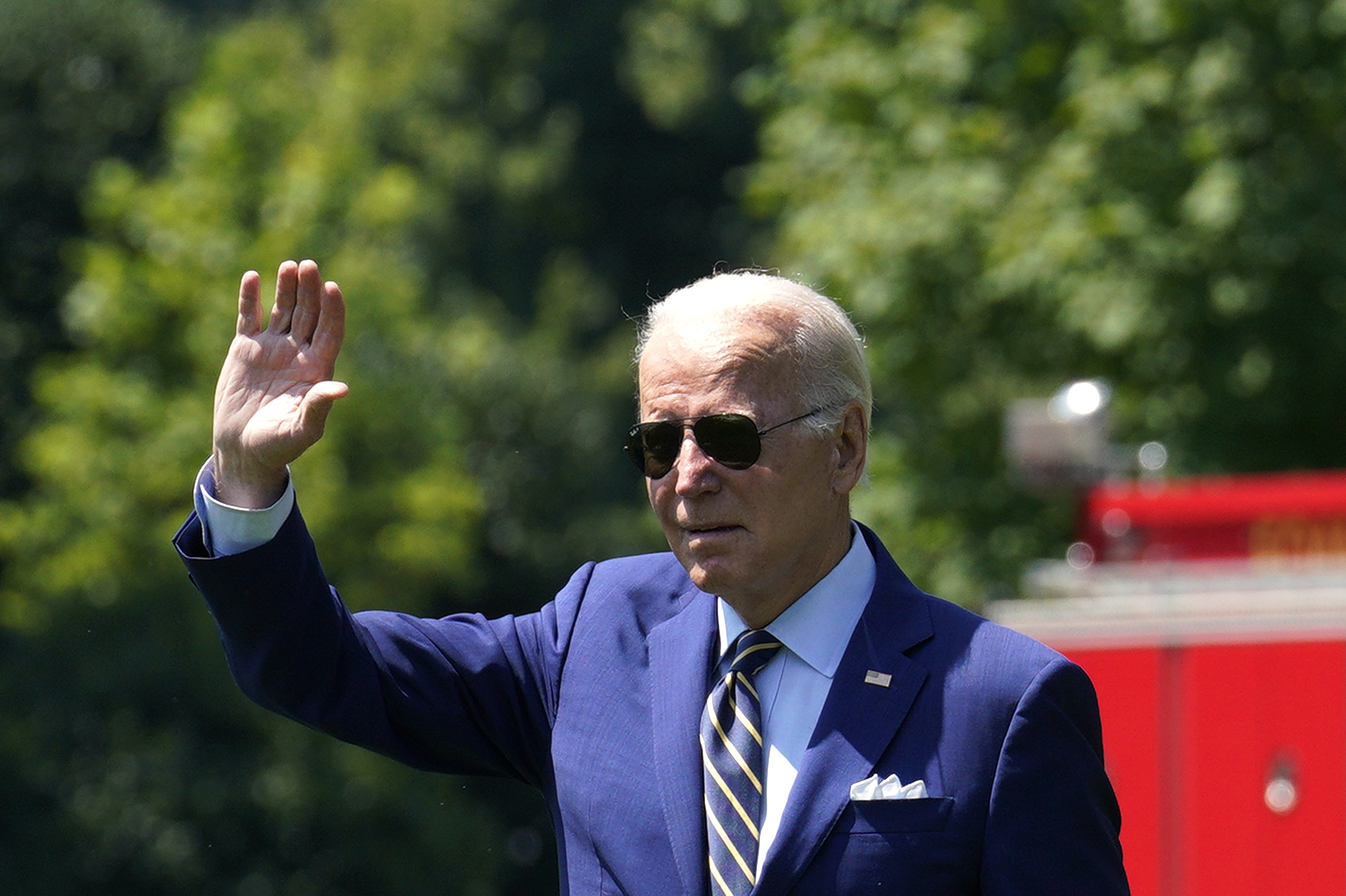 President Biden’s main symptom a sore throat after testing positive for Covid - doctor