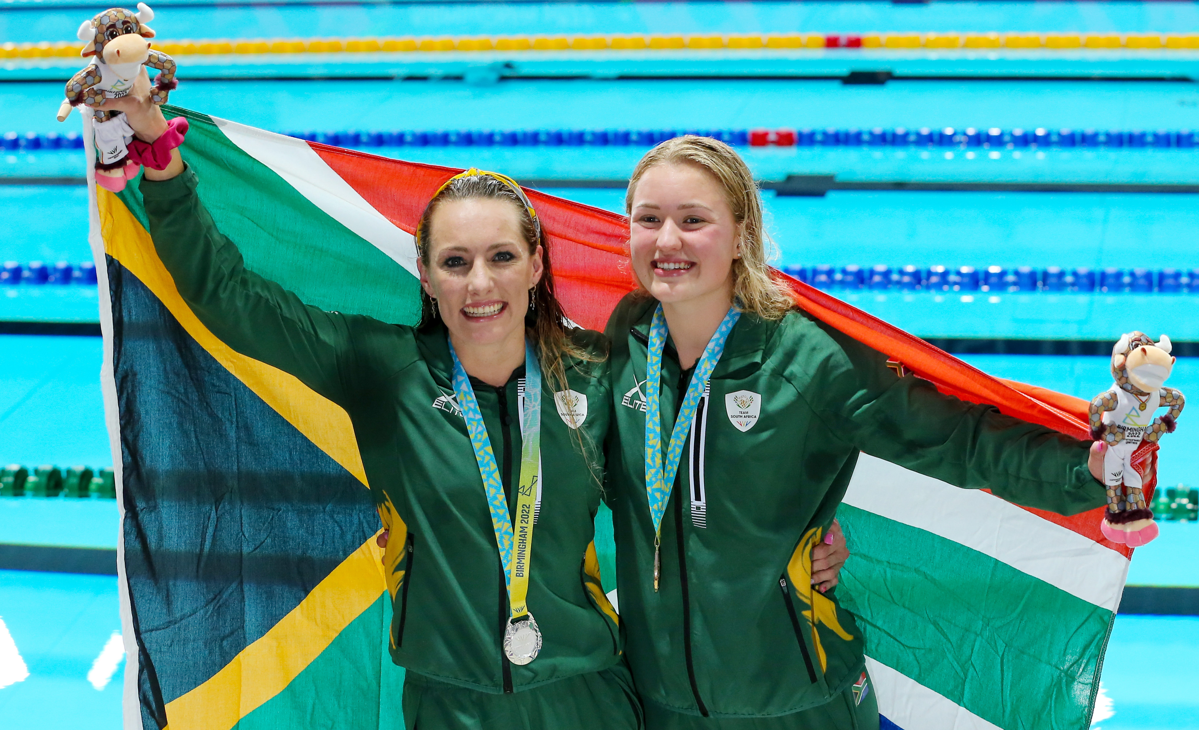 The Commonwealth is conquered, now bring on the world - Double gold haul leaves Lara van Niekerk ‘speechless’