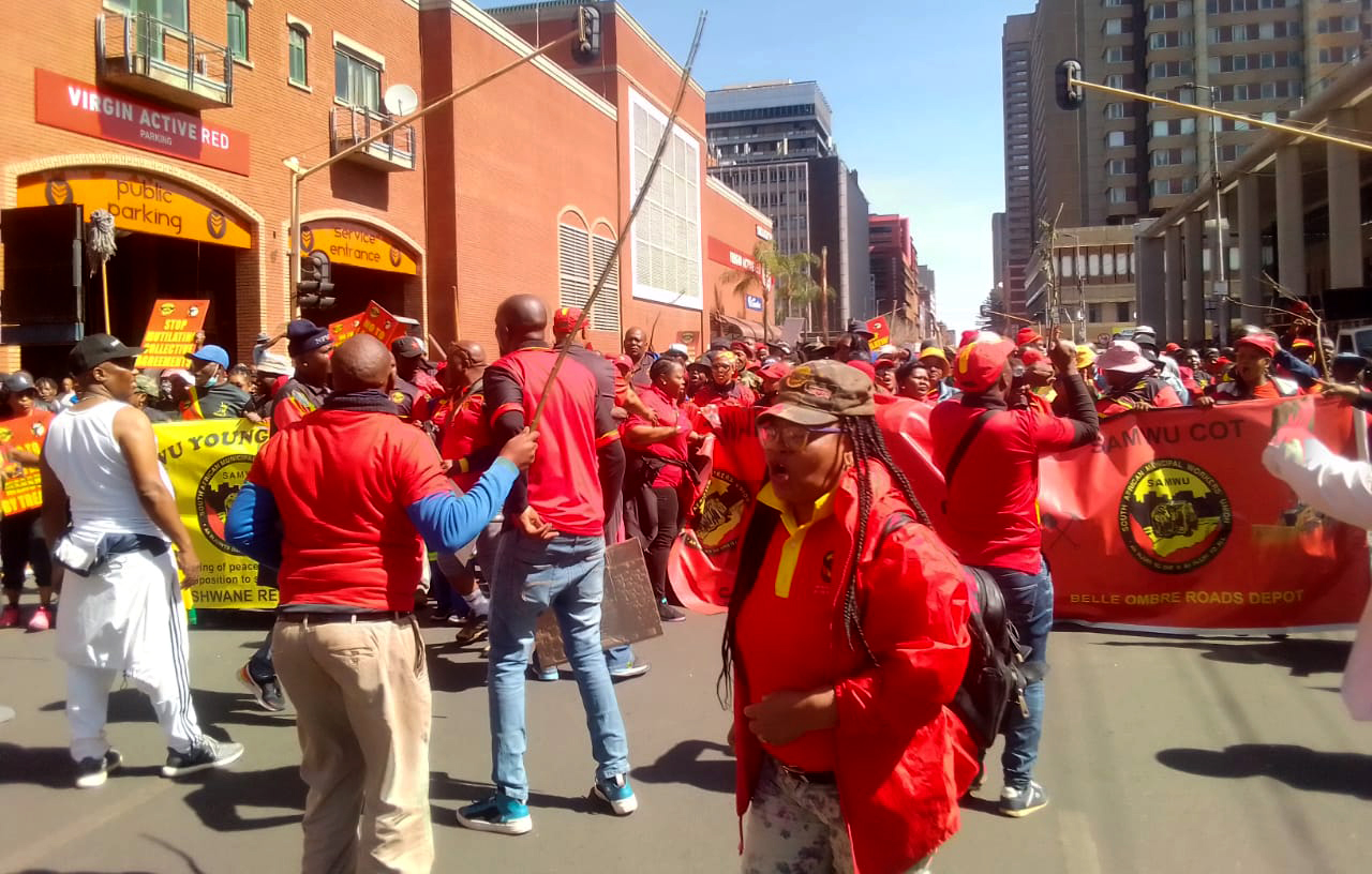 Samwu demands ‘long-awaited’ 3.5% wage increase for Tshwane municipal workers