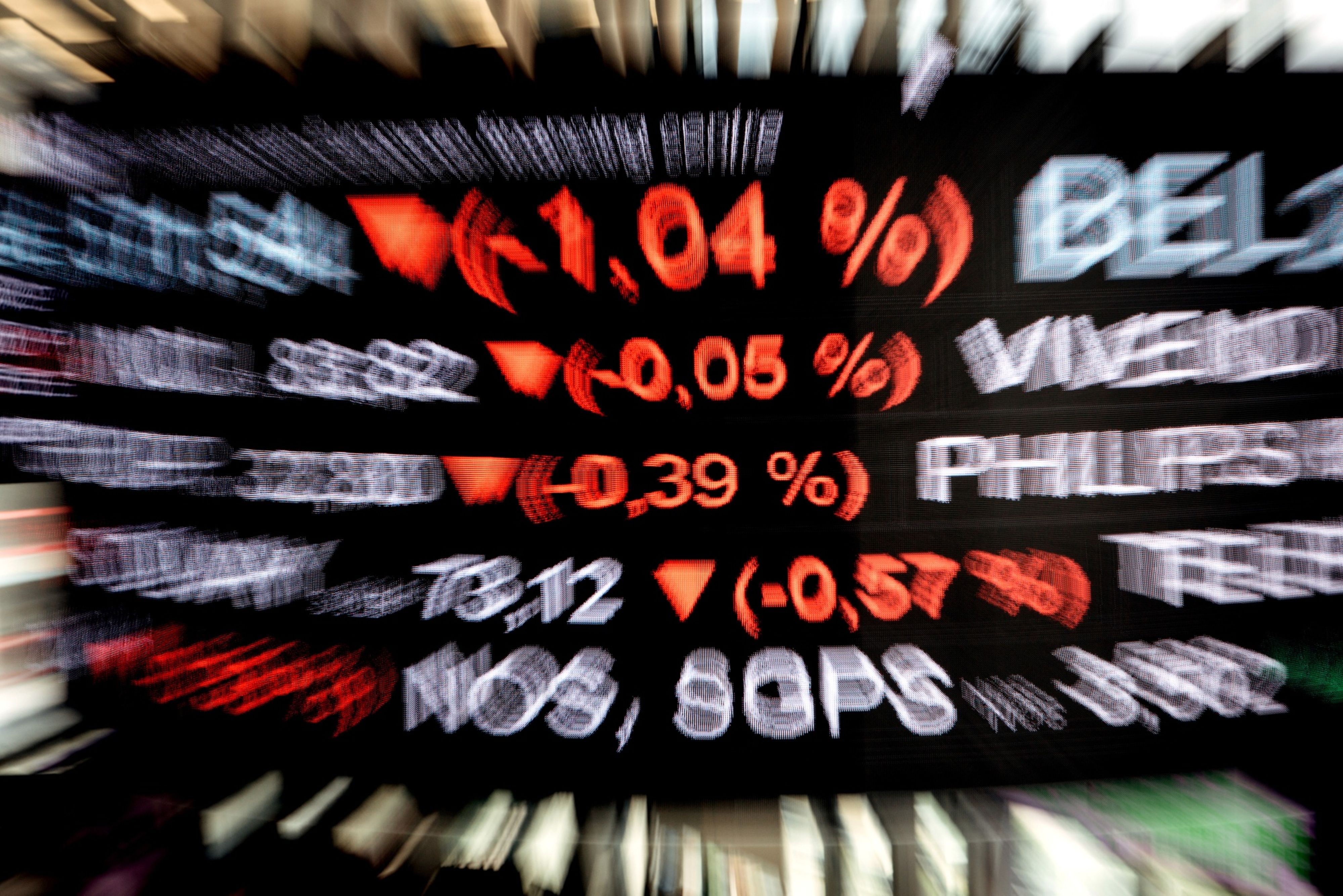 UK-based investment fund boss nabbed over going rogue on the dollar-rand exchange rate