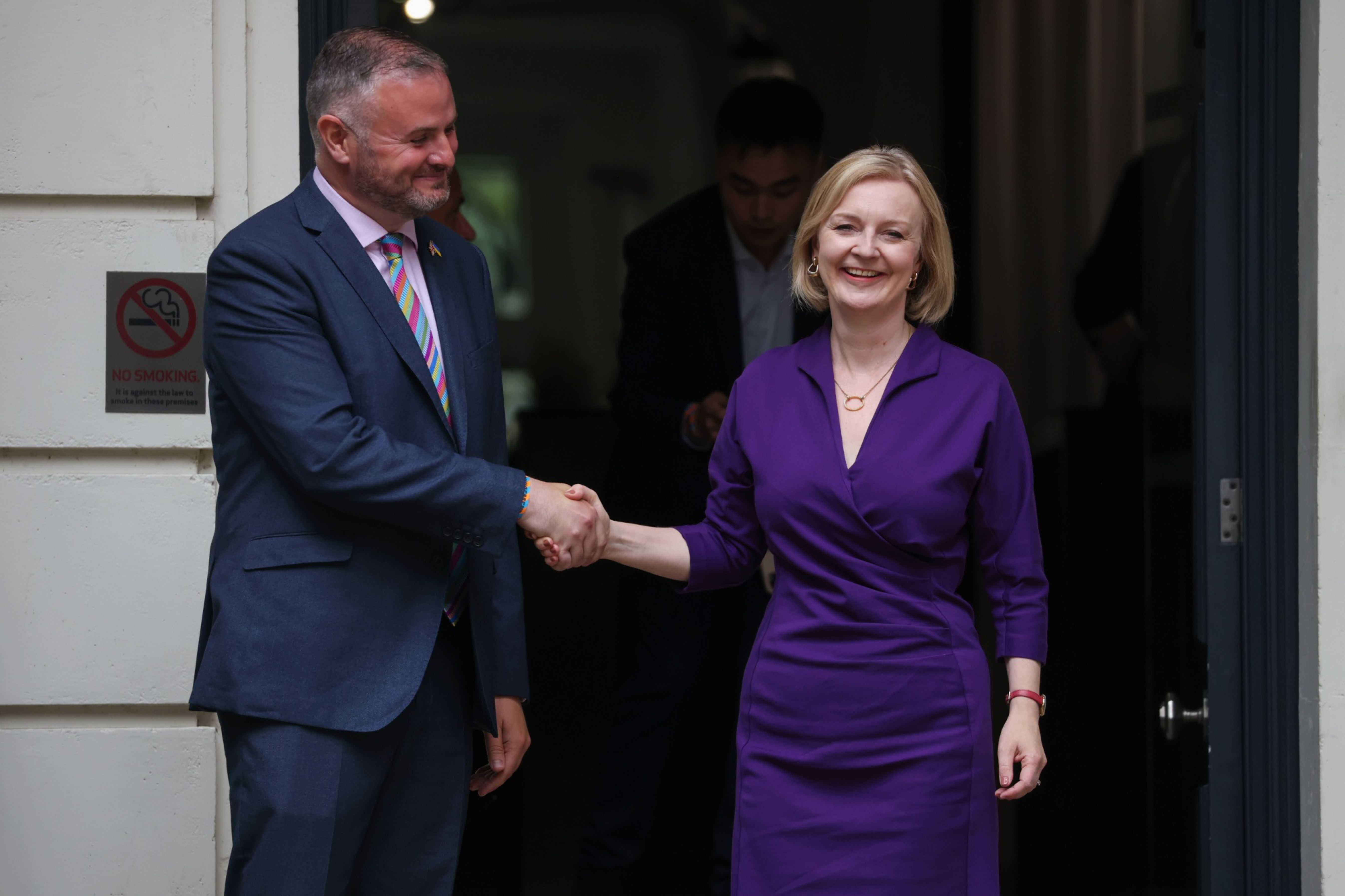Liz Truss Wins Contest to Become UK’s Next Prime Minister