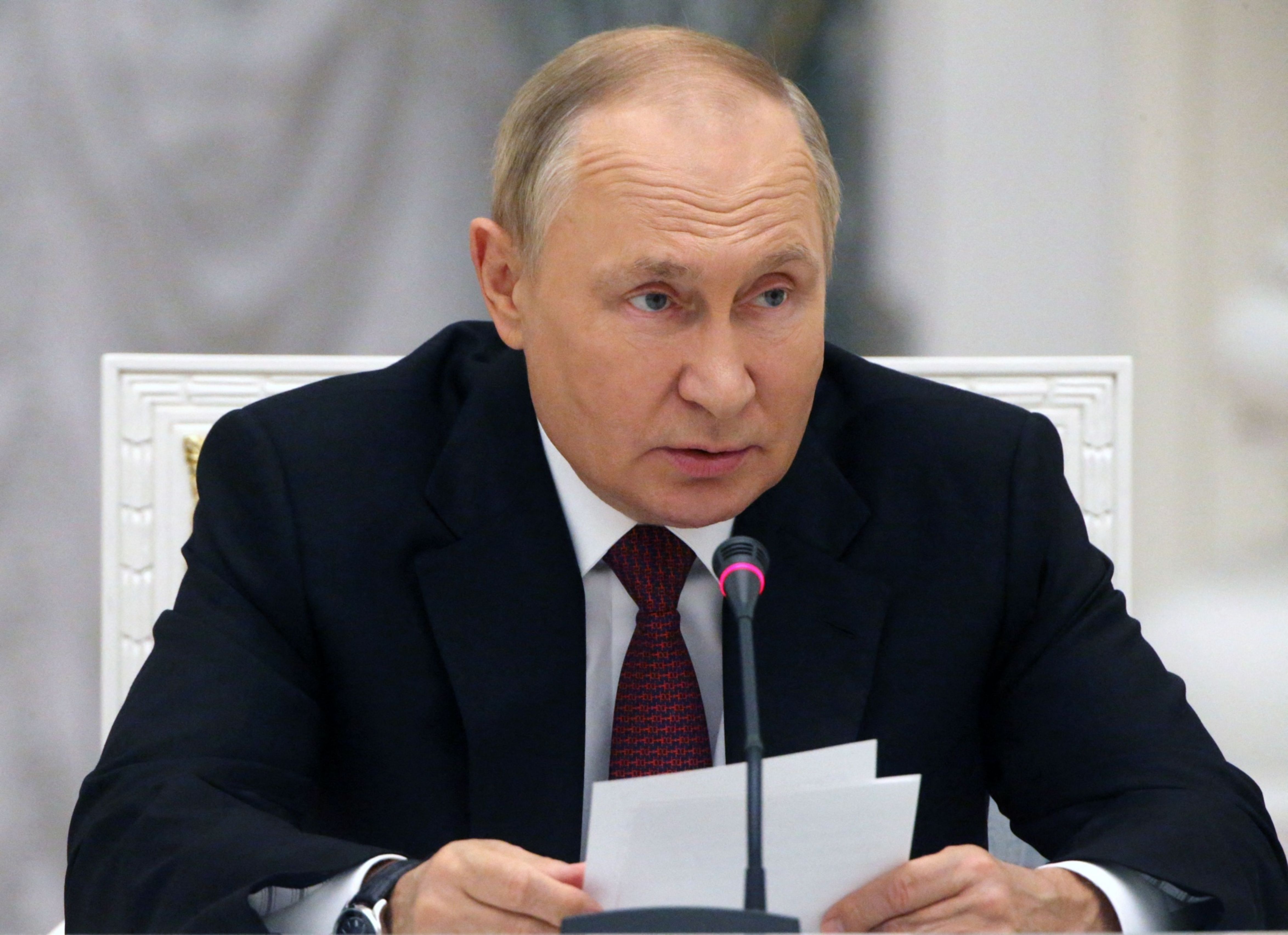 Putin Mobilizes More Troops, Renews Nuclear Threat Over Ukraine