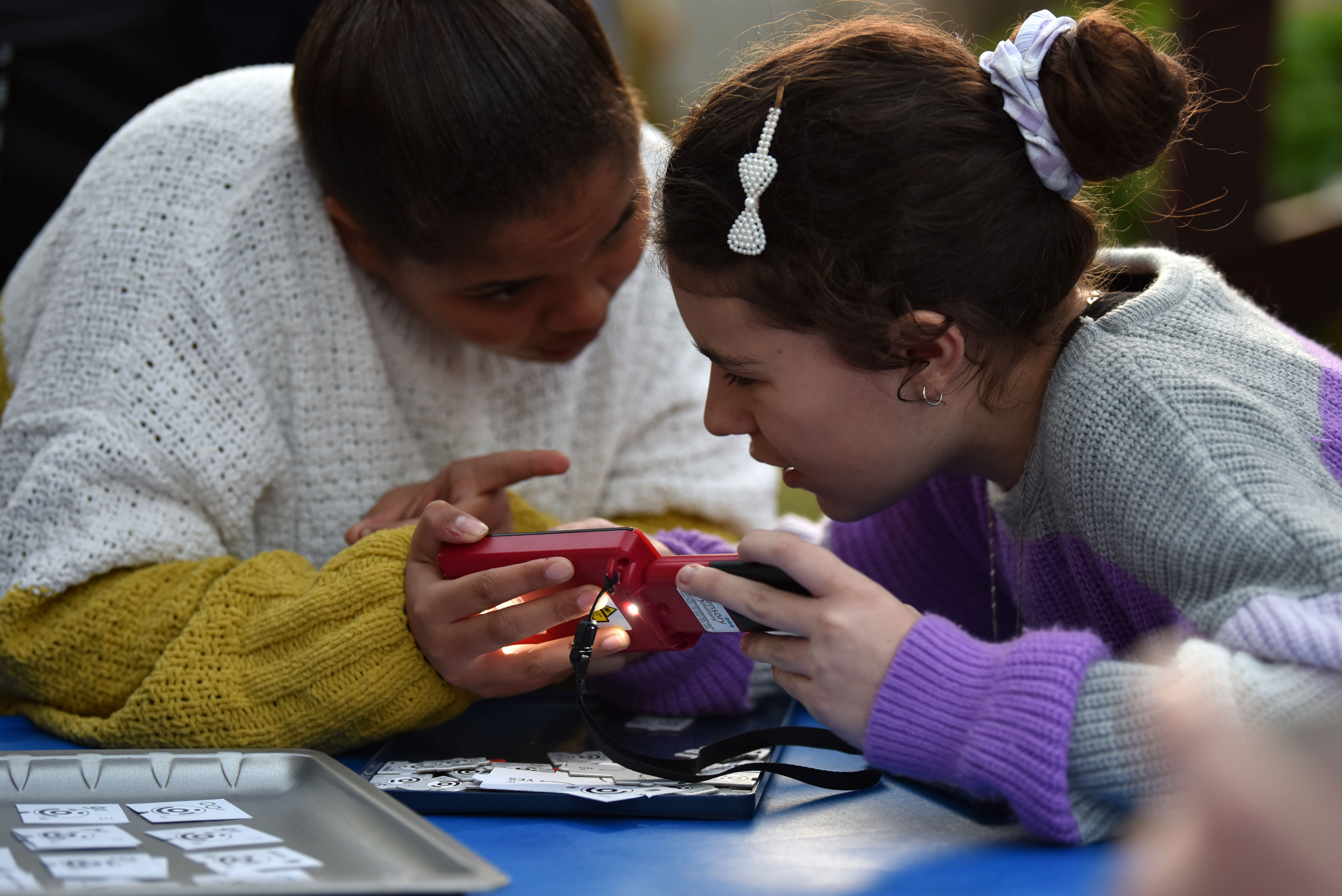 No computer? No problem – visually impaired kids learn to code using old-fashioned puzzles