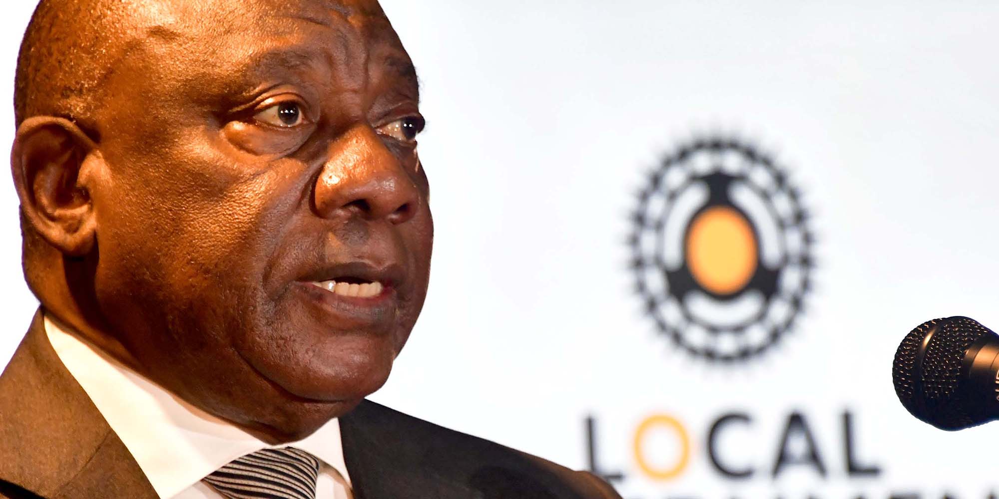 Municipal officials set out problems before Ramaphosa at local government summit