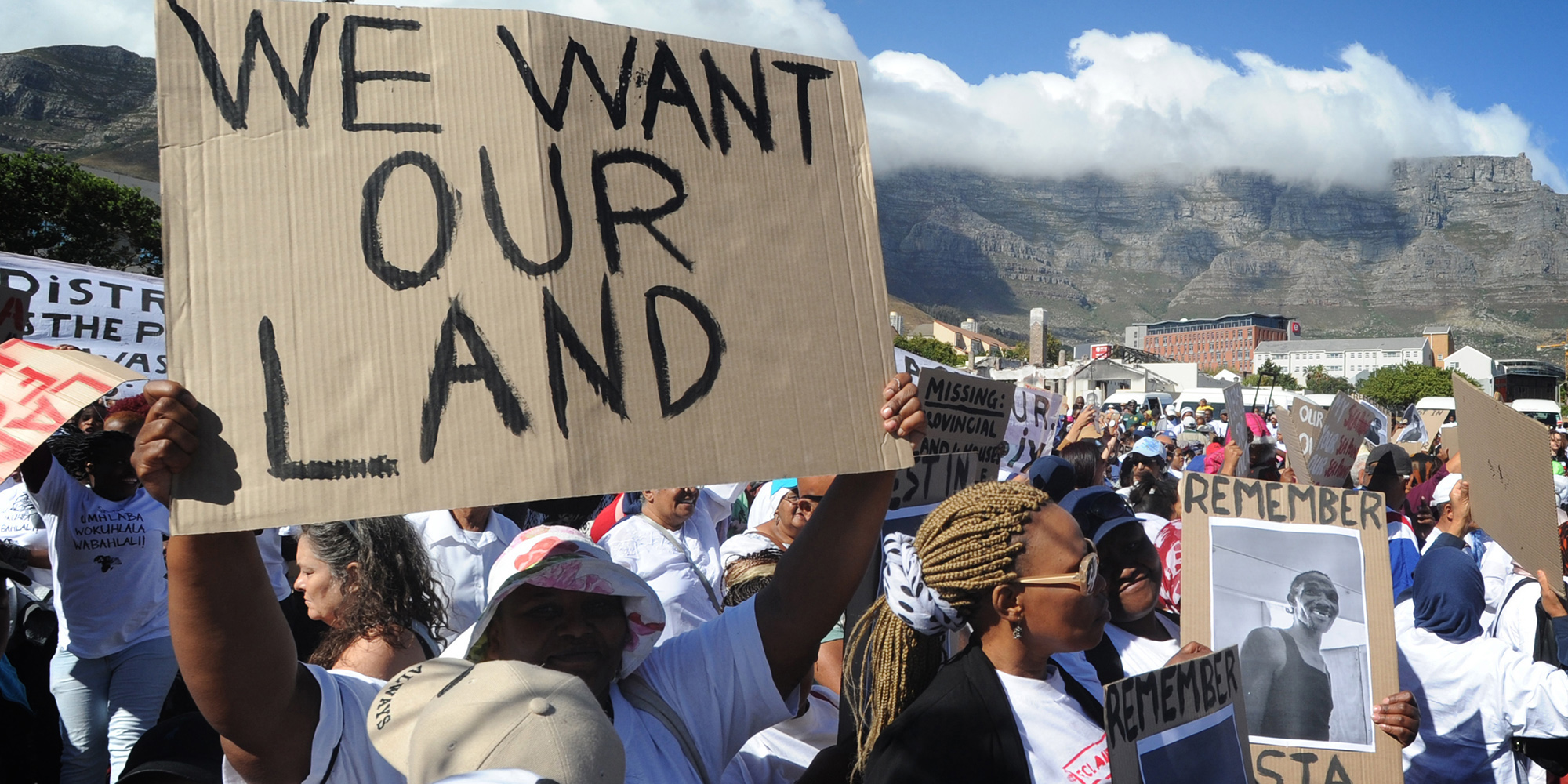 Controversial Expropriation Bill is finally approved after navigating a 14-year rocky road