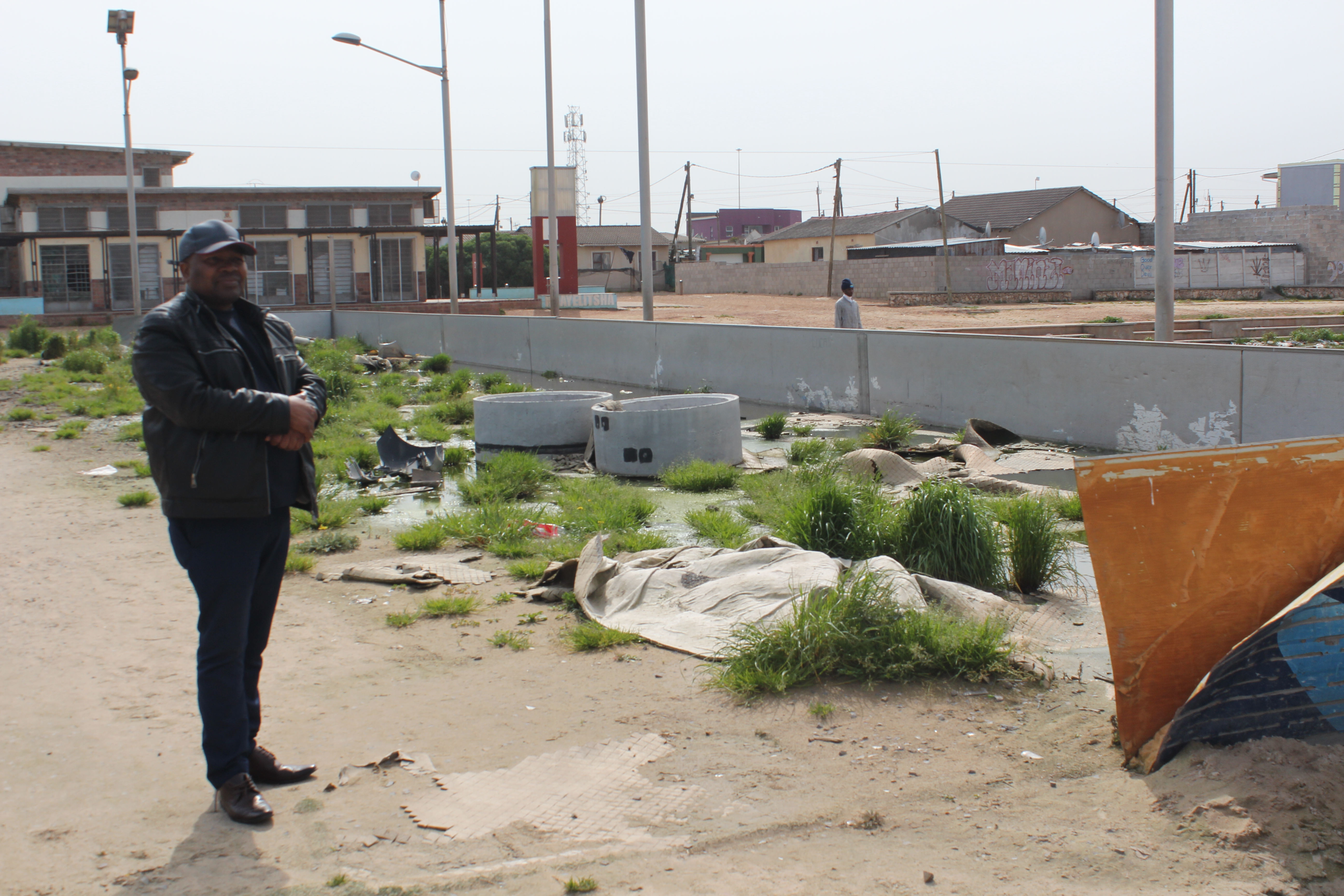 Khayelitsha all-girl soccer club cries foul over persistent sewage spills and rubbish