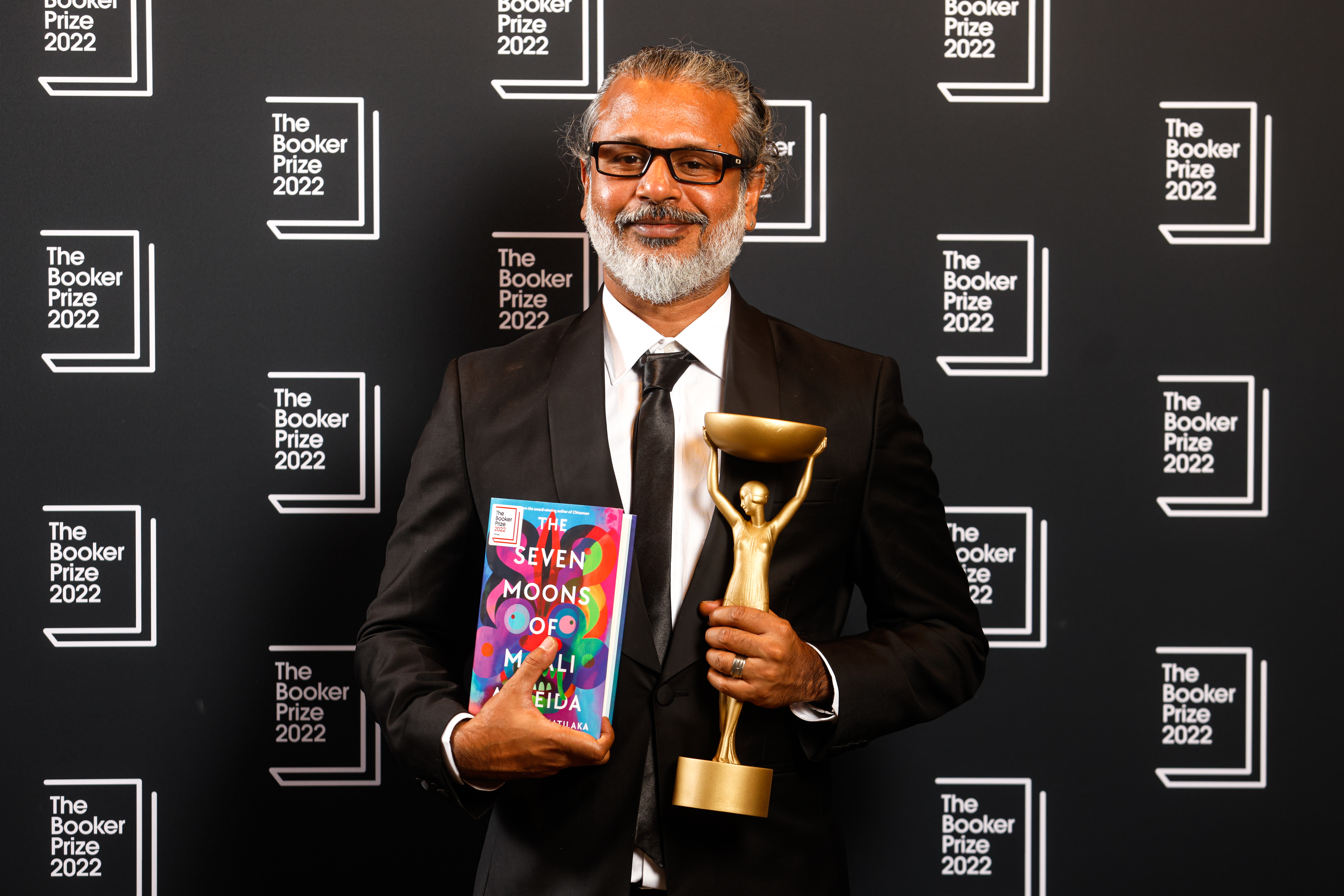 Shehan Karunatilaka wins Booker prize for Sri Lankan political satire, The Seven Moons of Maali Almeida