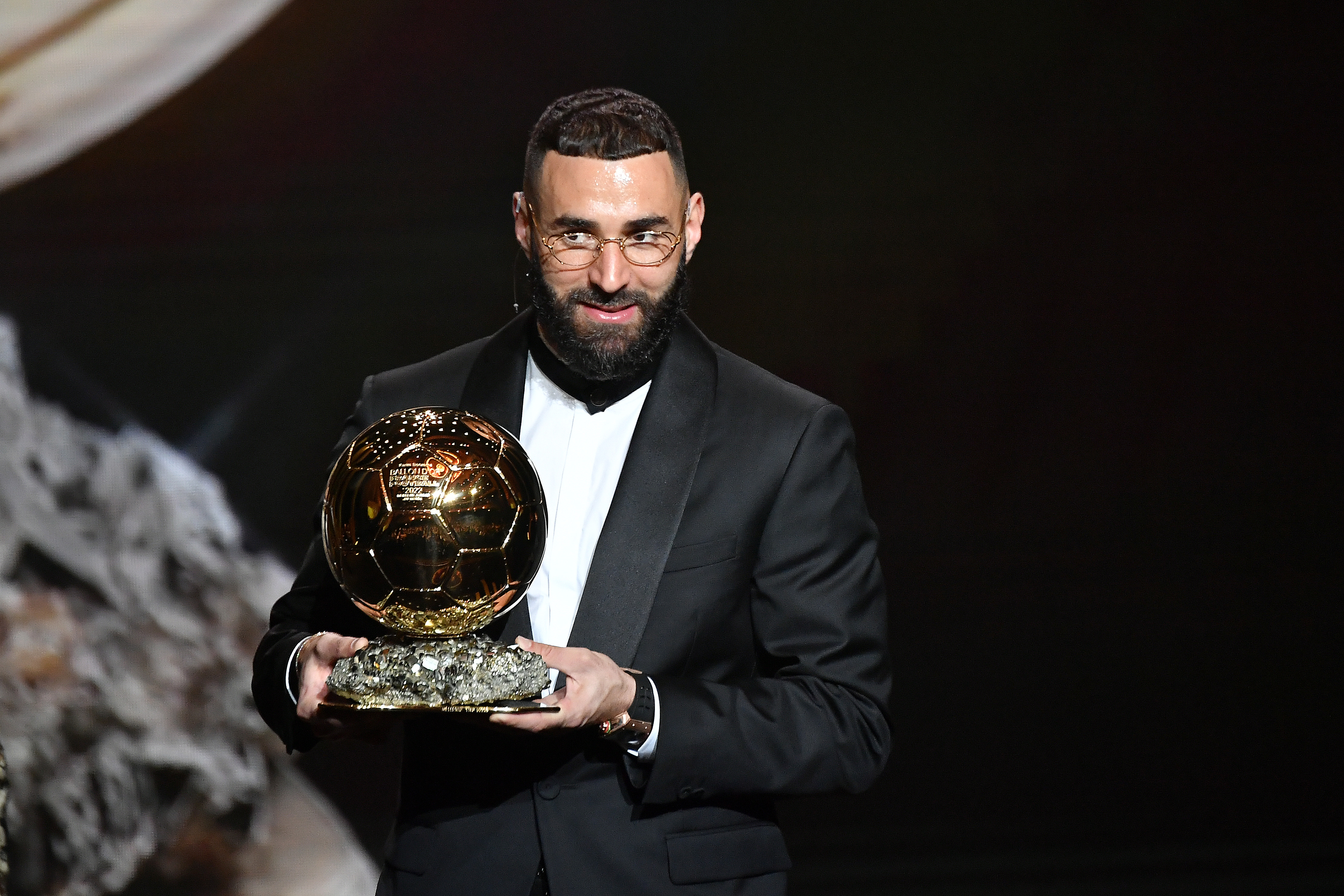 ‘It’s a collective victory’ – selfless Benzema’s Ballon d’Or trophy rewards team player