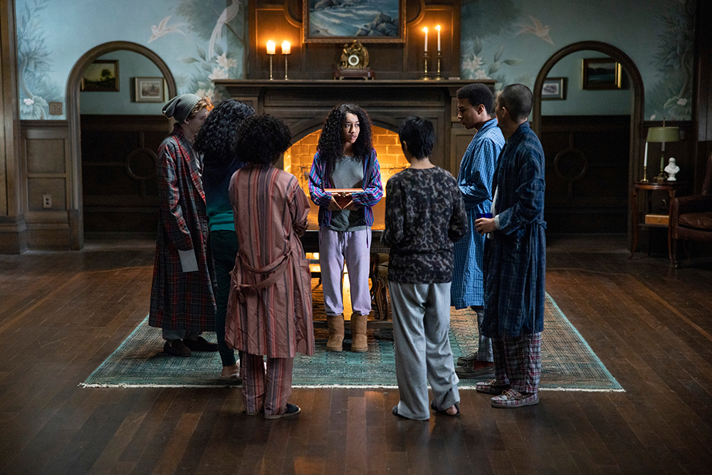 The Midnight Club review – a nod to the era of Nineties adolescent horror