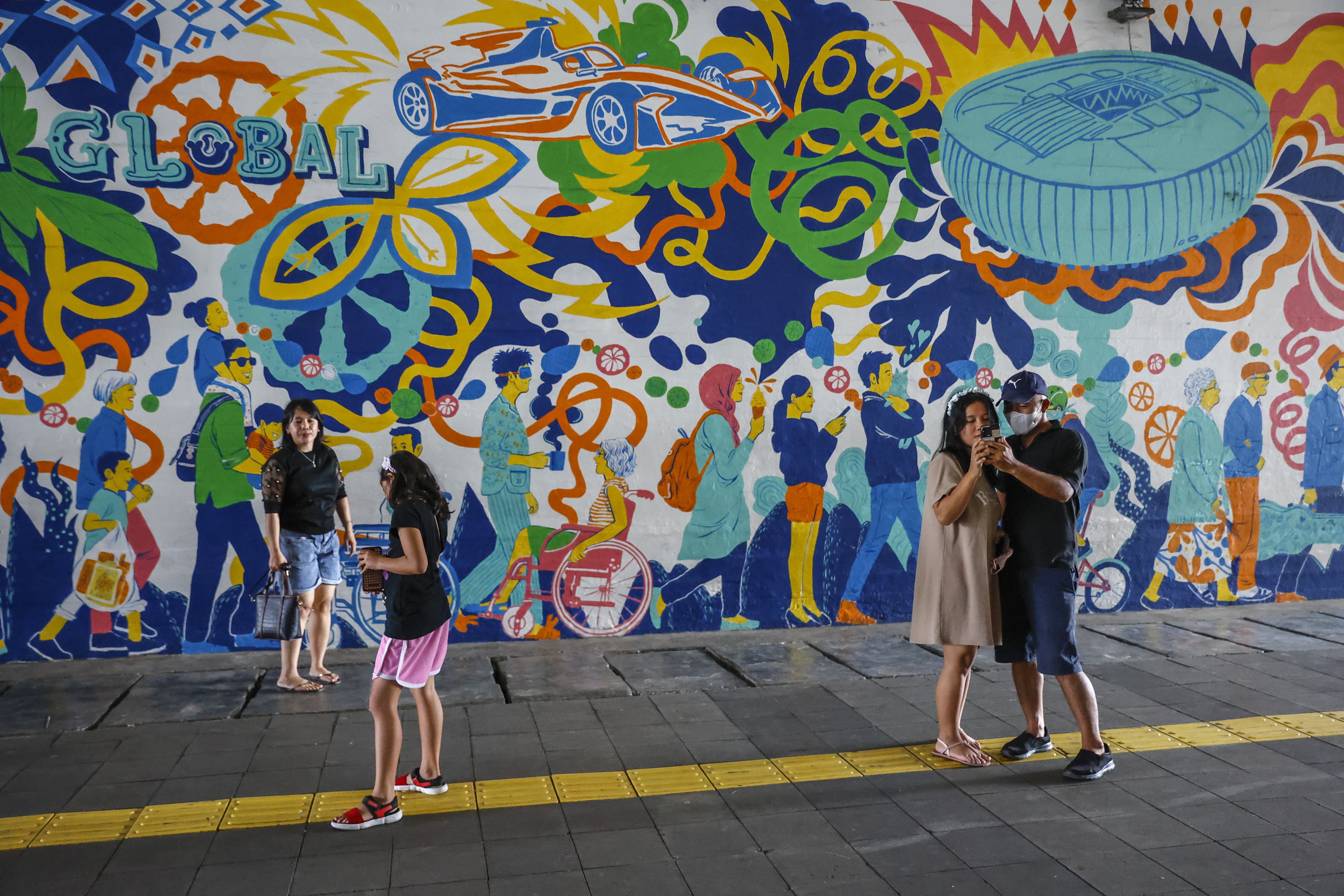 Indonesian parliament to introduce law against sex before marriage