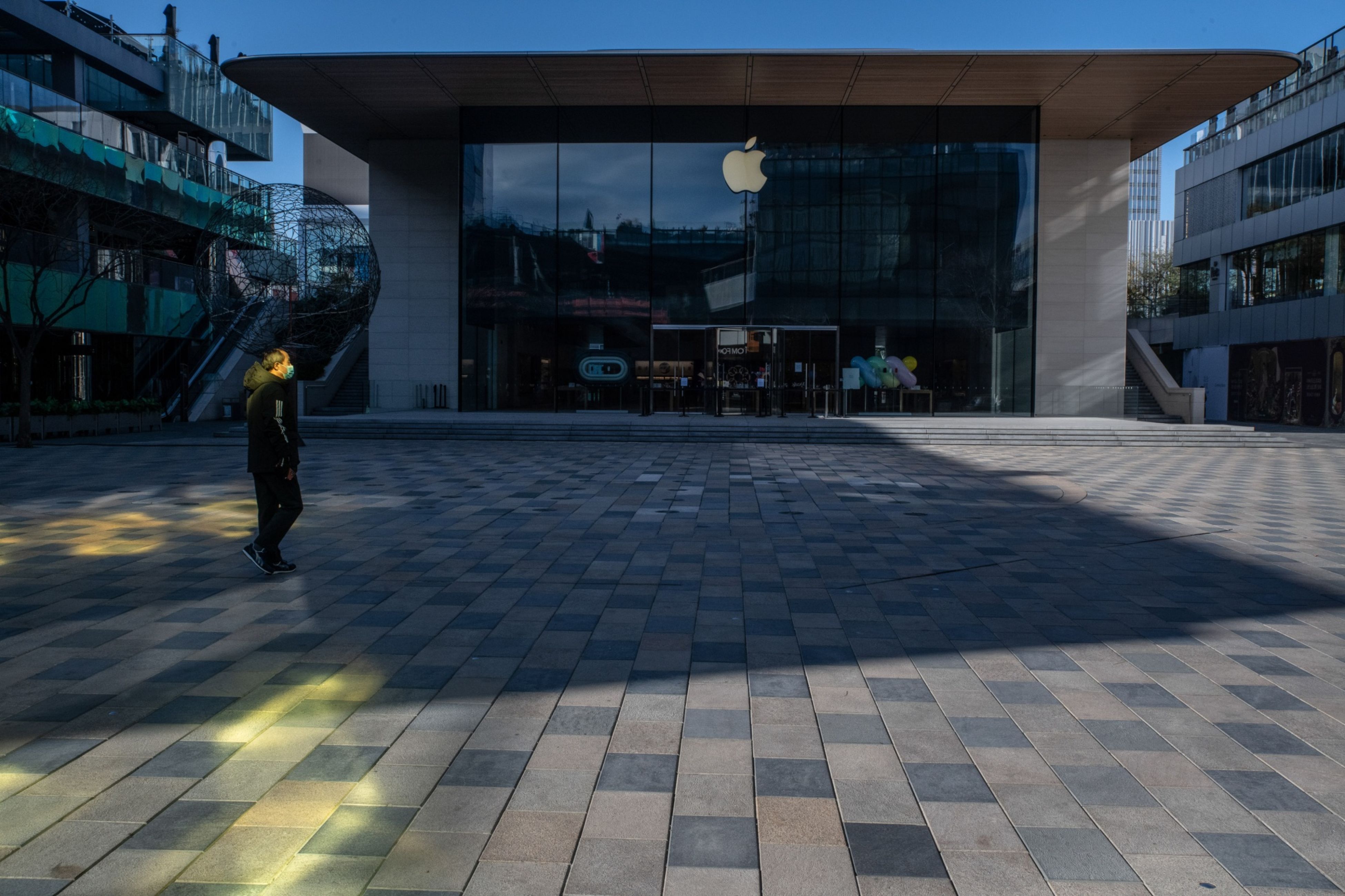 China Daily Covid Tally Tops 30,000 as Curbs Quietly Spread