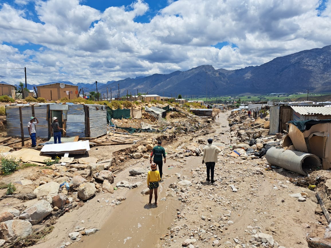 Thousands hit by floods across SA, more weekend downpours predicted