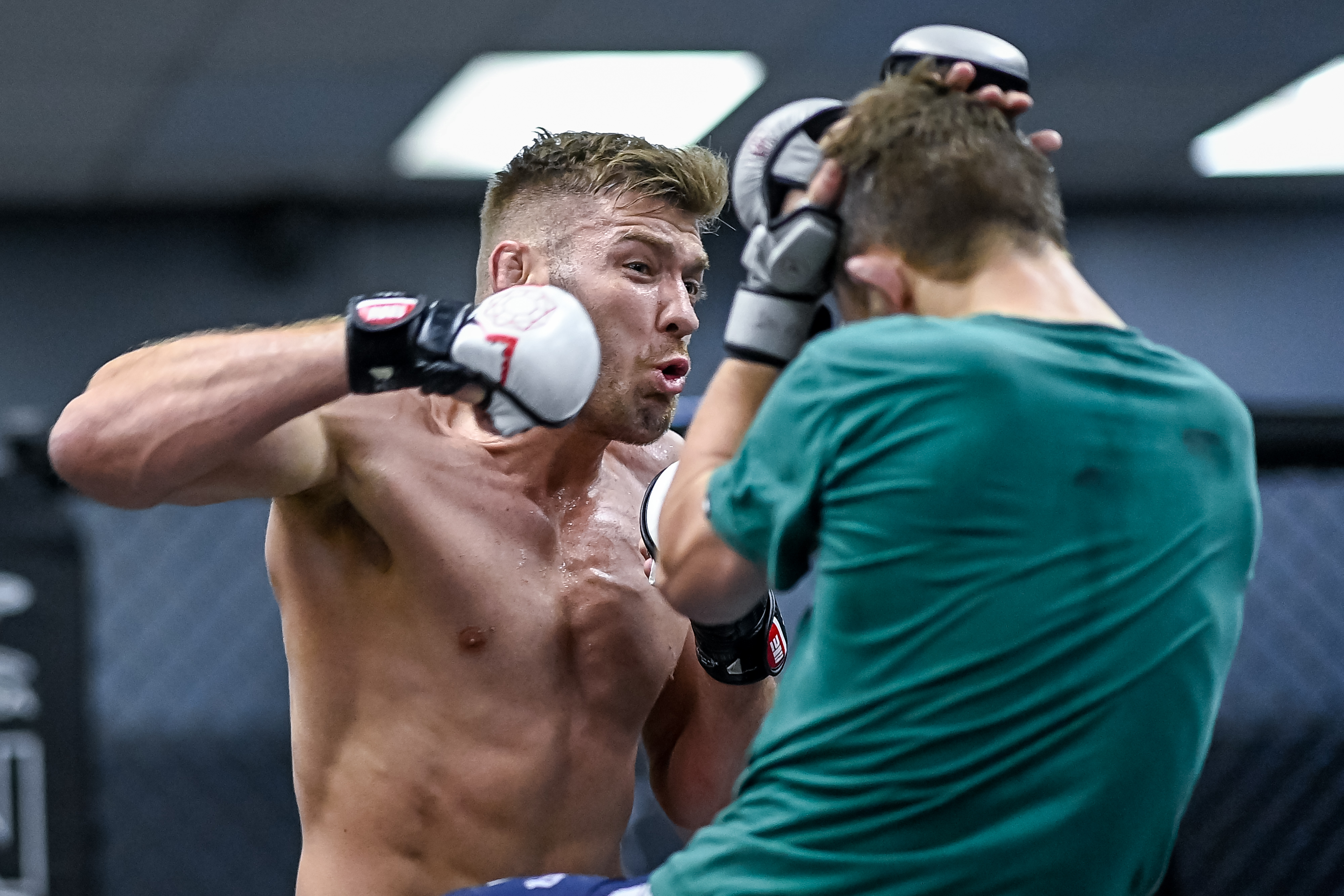 Dricus du Plessis is ready to have his name in lights at UFC 282
