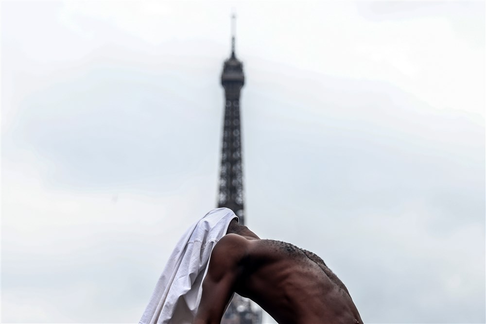 The Day in Pictures: A rally in support of French detainees in Iran, and the 75th Death Anniversary of Mahatma Gandhi