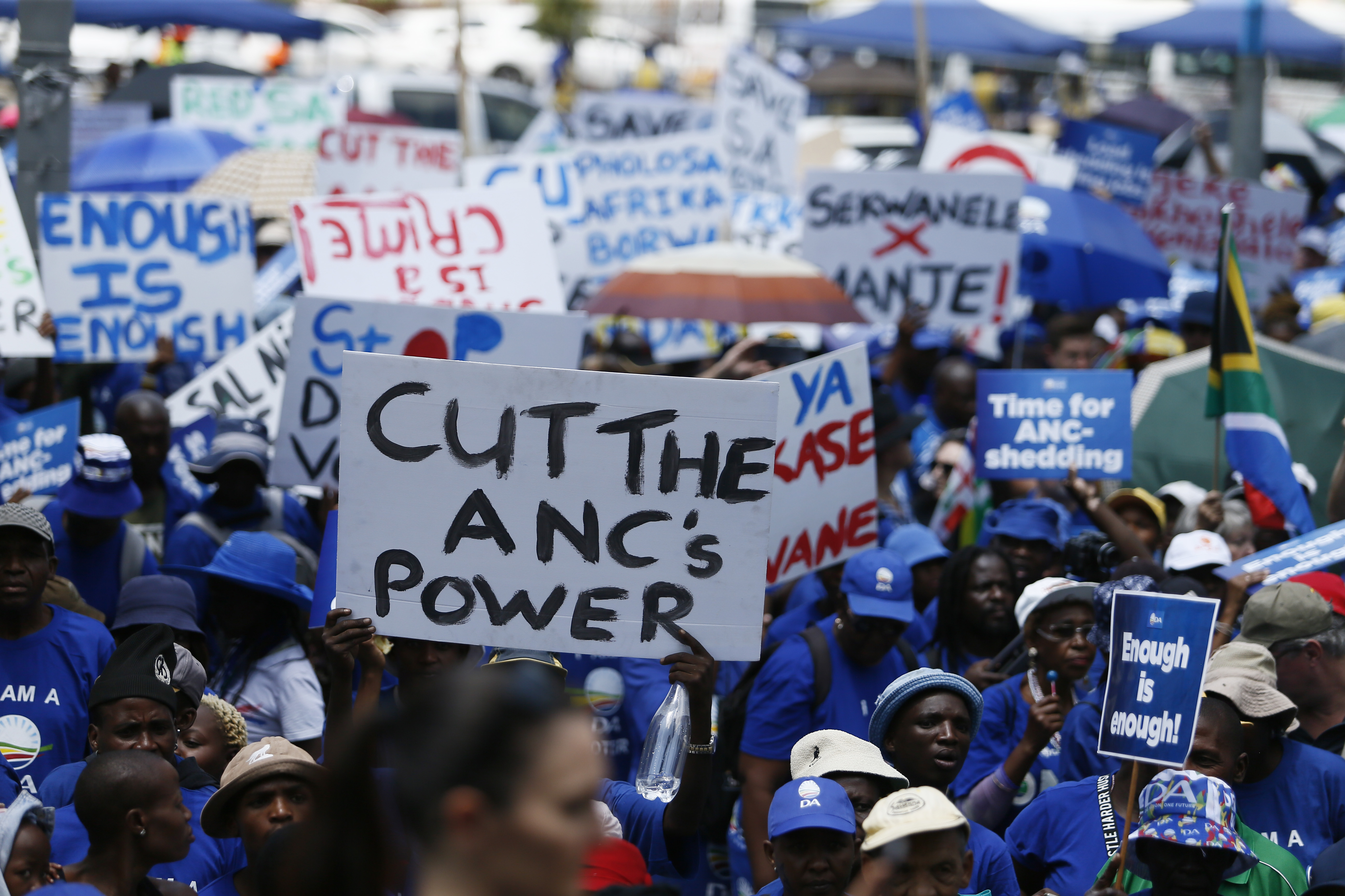 DA’s ‘Power to the People’ march turns Cape Town and Jozi streets blue