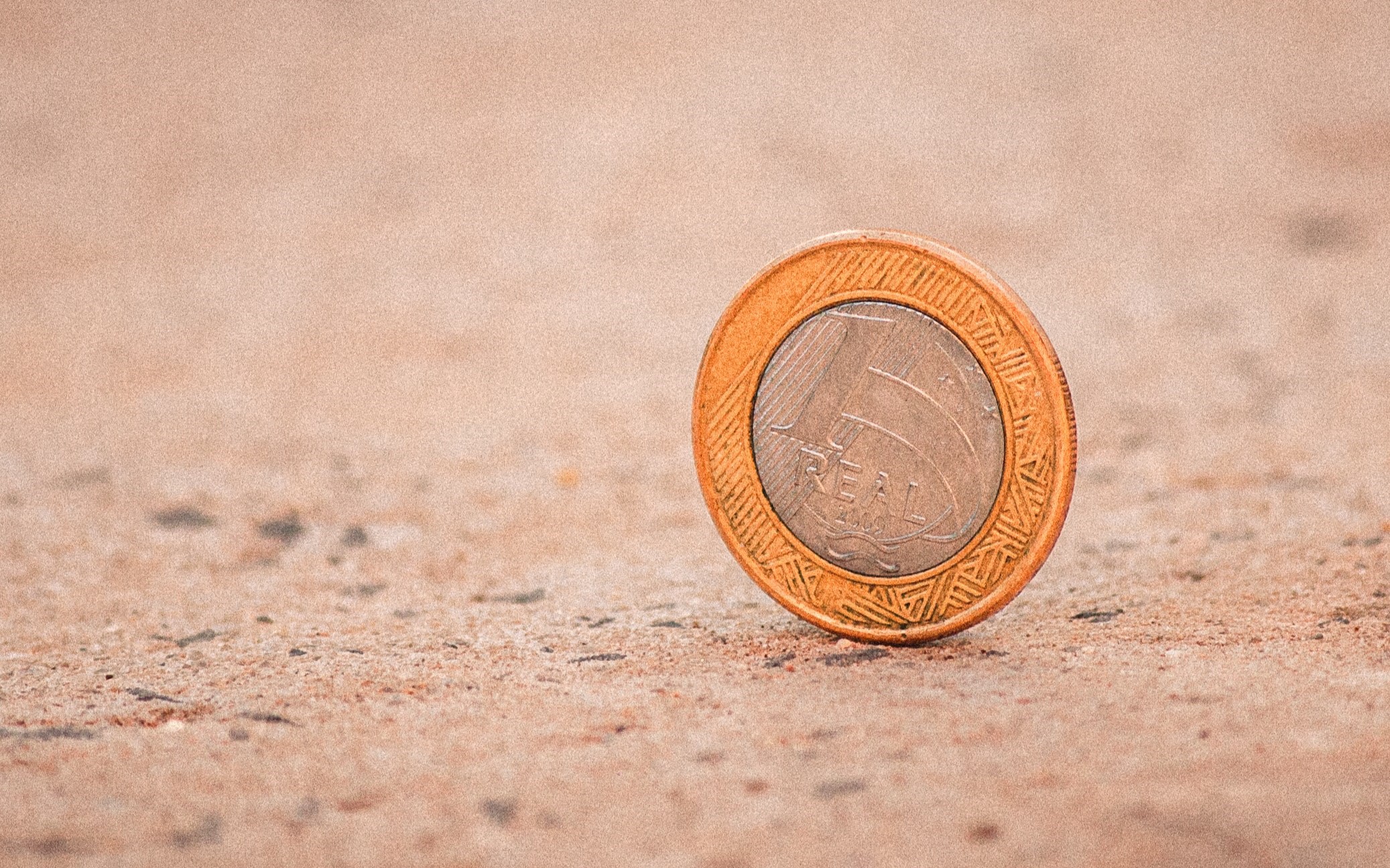 HEADER eduardo-soares-LR0kDki_tPo-unsplash