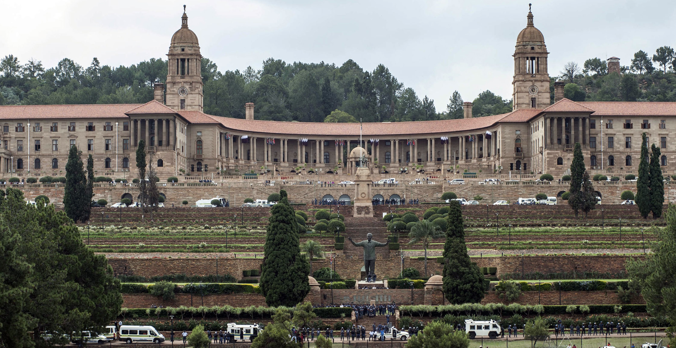 This week – protest against poor management of rolling blackouts, petition against fossil fuels and talk on school dropouts