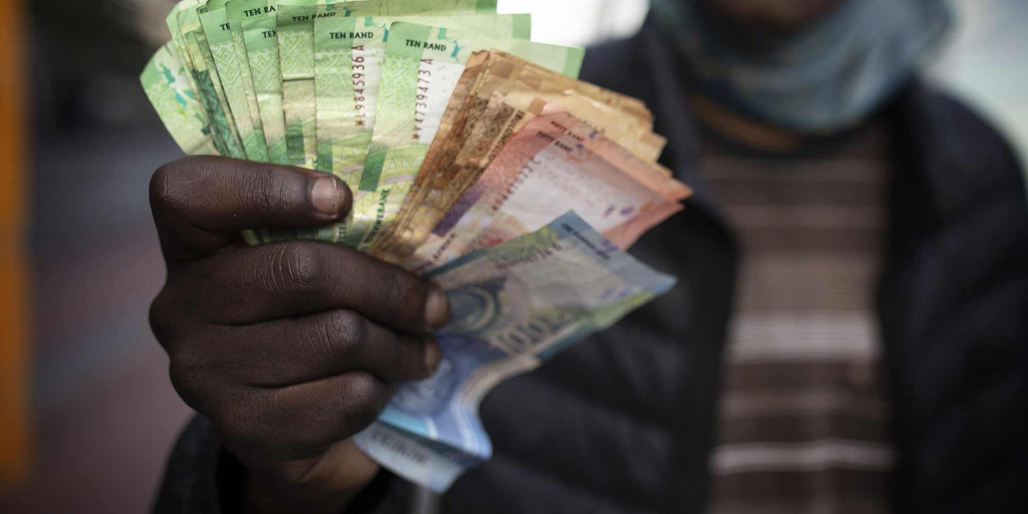 Average South African take-home pay falls almost 5% on annual basis in December