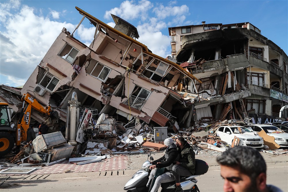 Rescue operations continue in Hatay a day after powerful earthquakes left thousands dead