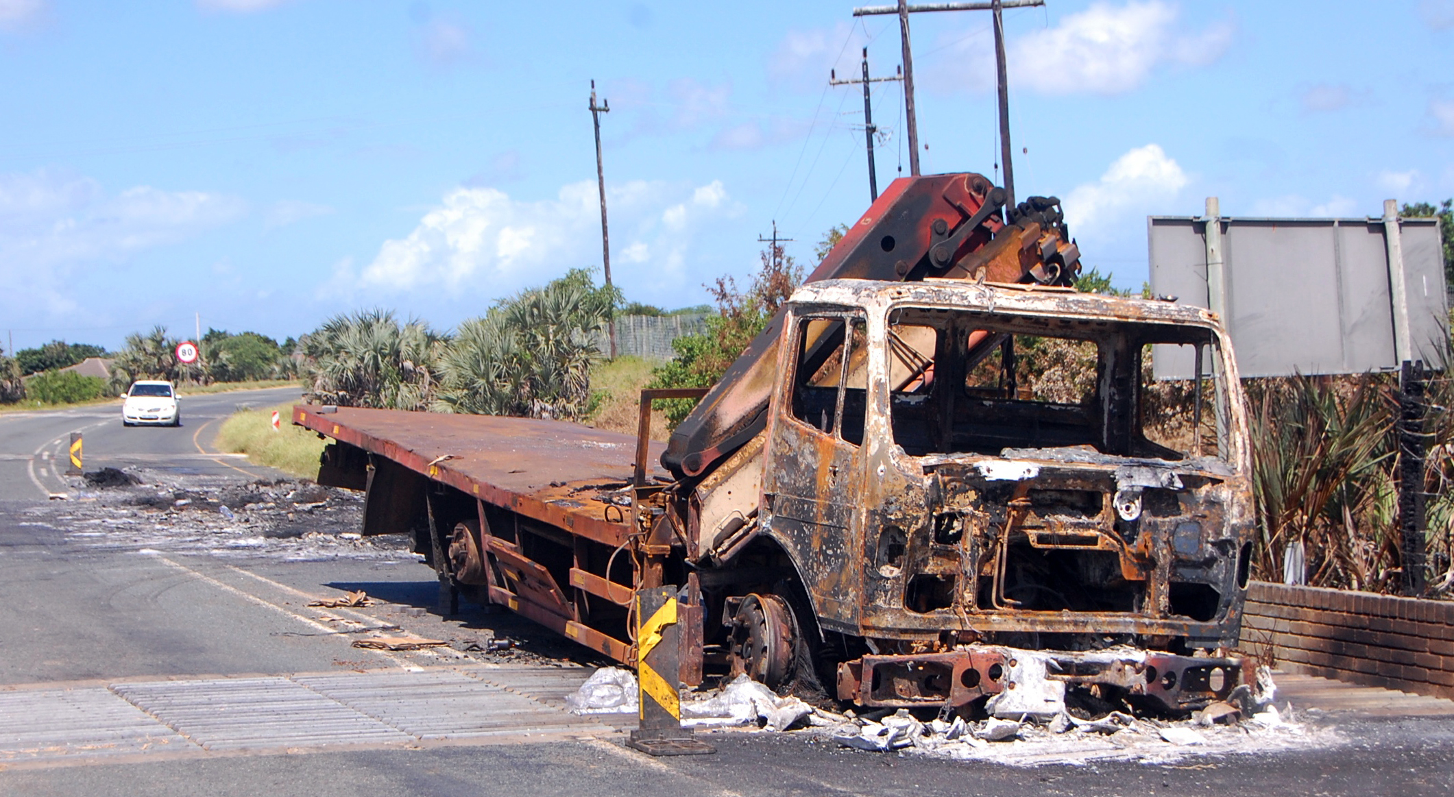 Violent criminal torchings add to deadly cocktail of unchecked KZN-Mozambique cross-border crime