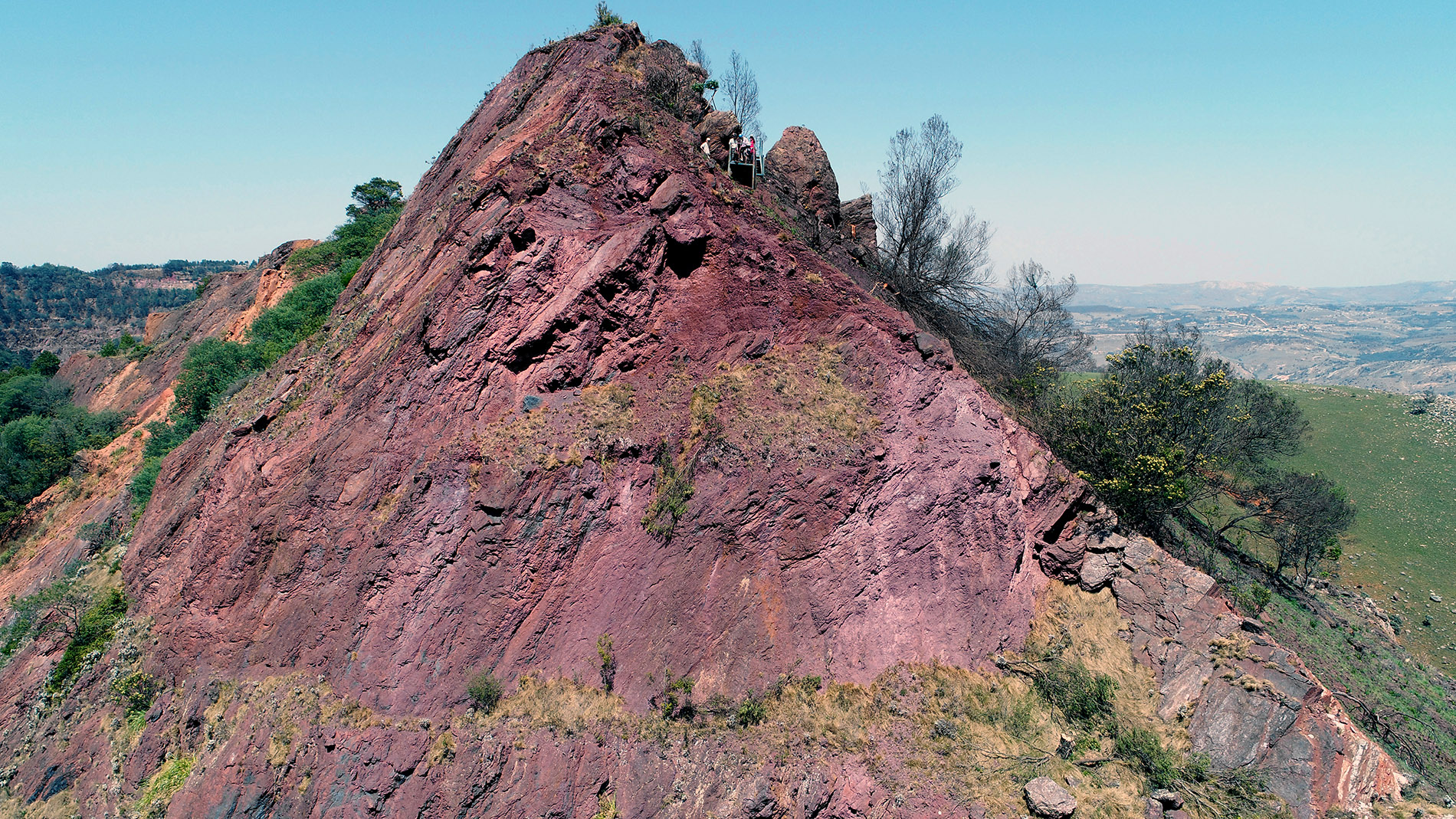 The trail of red rust that leads to the beginning of human culture