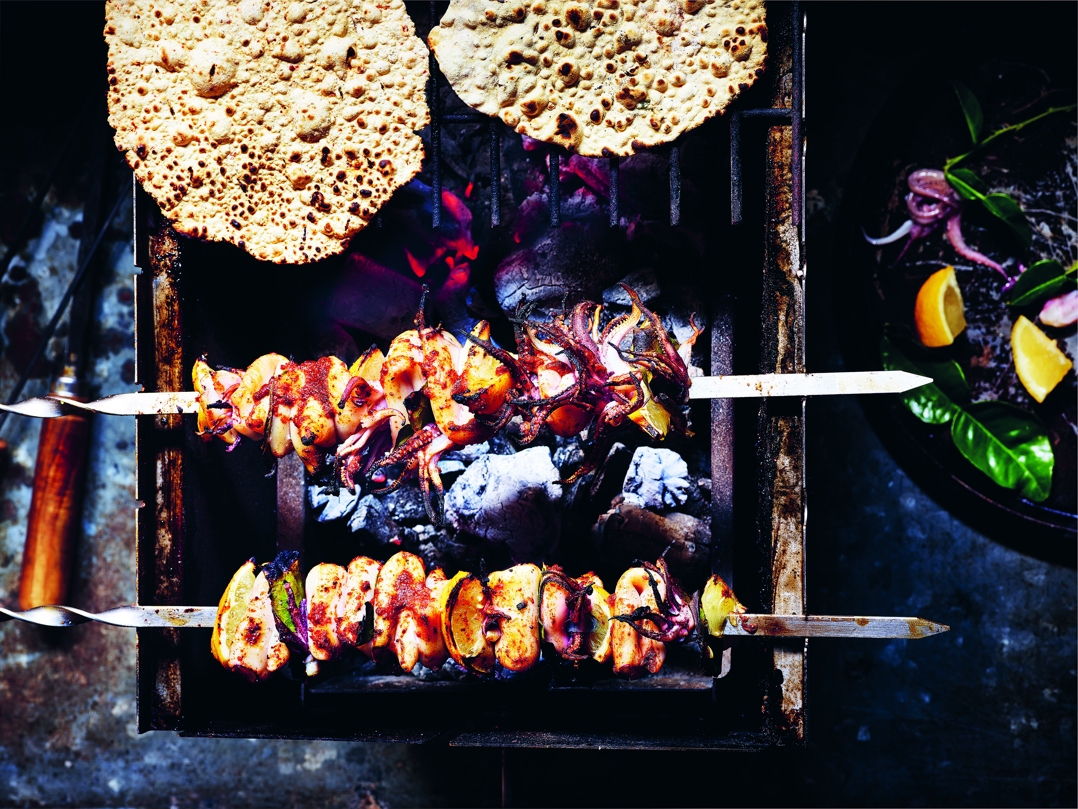 1502_Quadrille_The_Curry_Guy_-_BBQ_2021-08-09_TroyWillis_RosieReynolds_FayeWears_AliciaHouse_EyderRosso