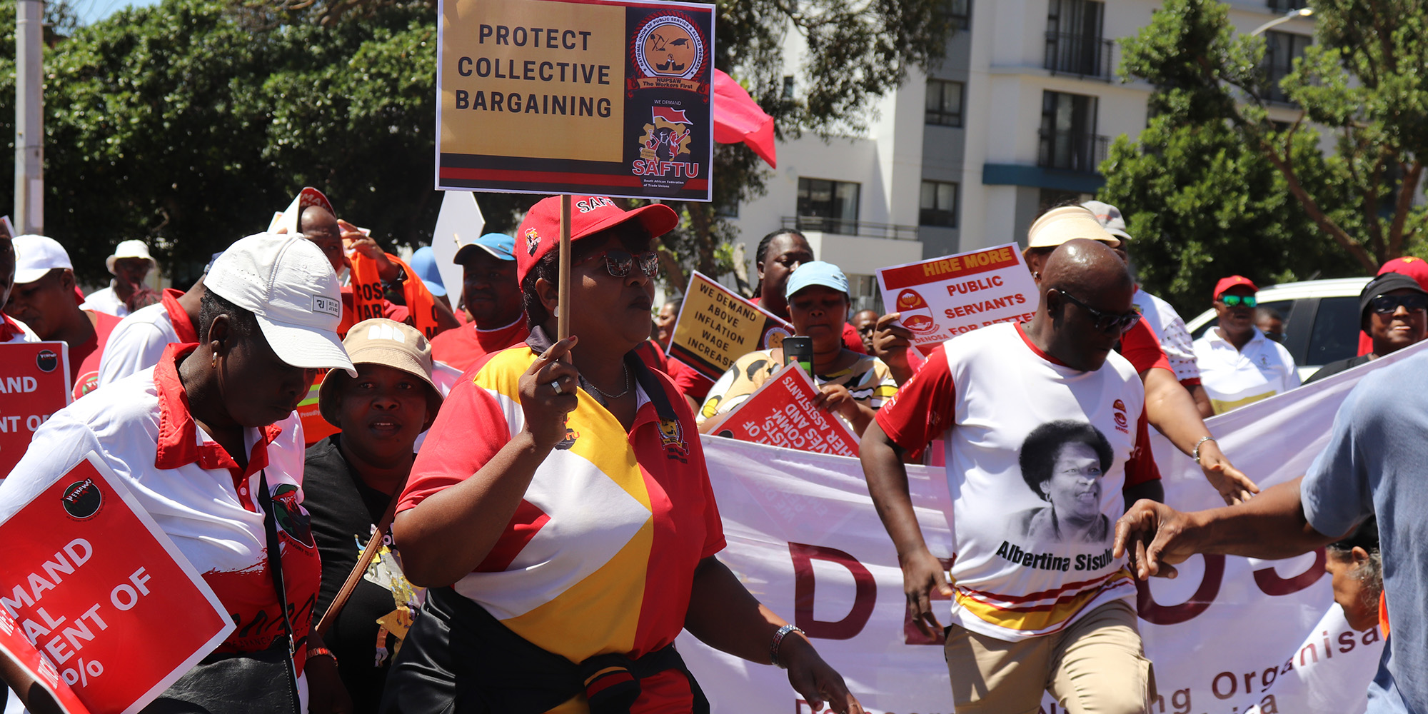 Union members picket budget speech by the hundreds demanding agreed pay increase, end to education spending cuts