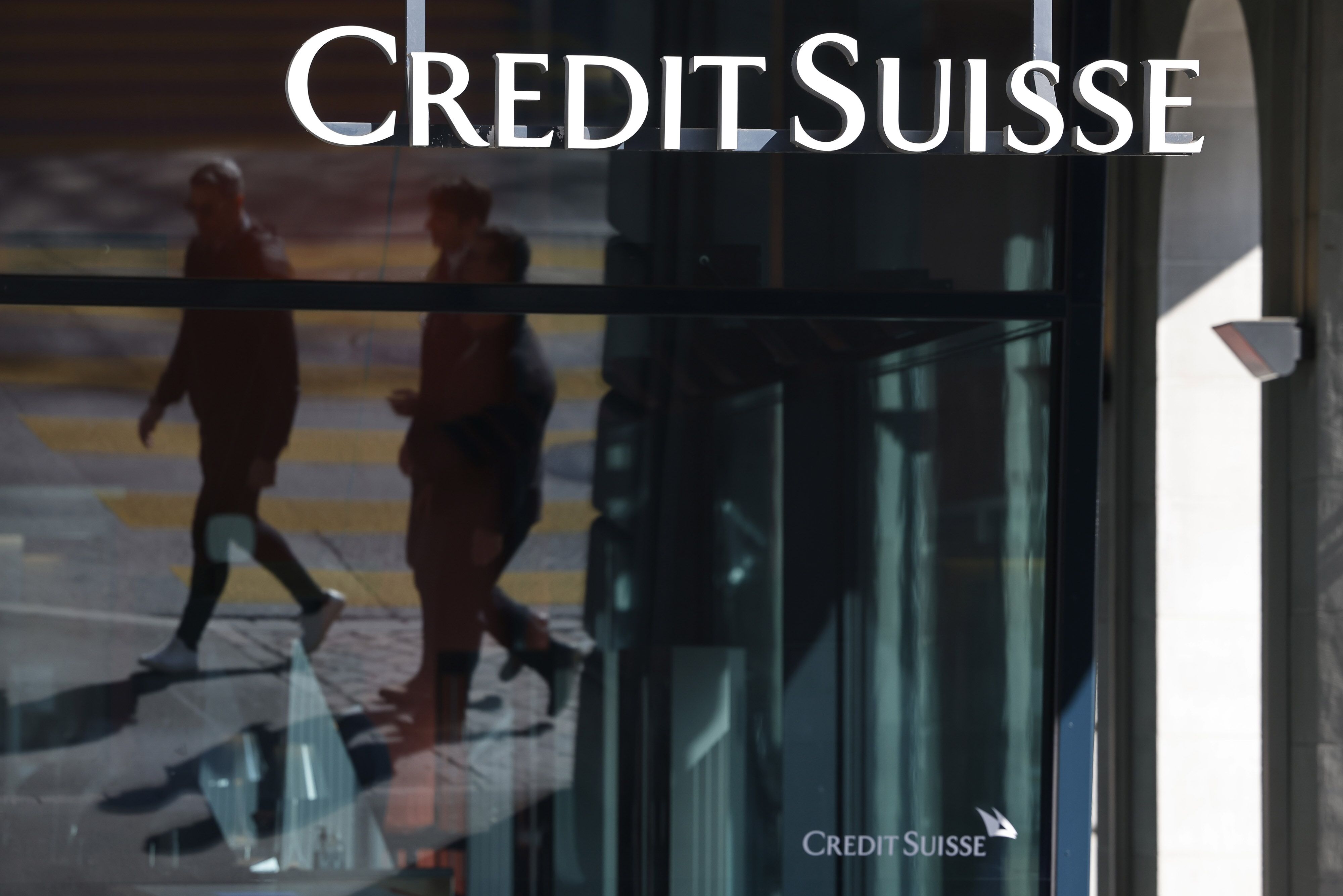 Credit Suisse Group AG Warns of Possible $500 Million Hit in Bermuda Case