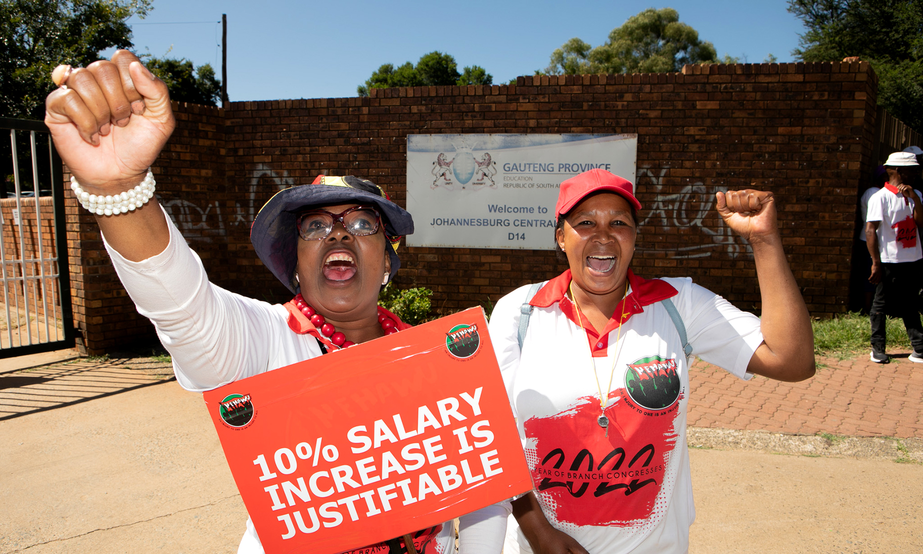 Wage talks — how much do state nurses, porters and cleaners earn?