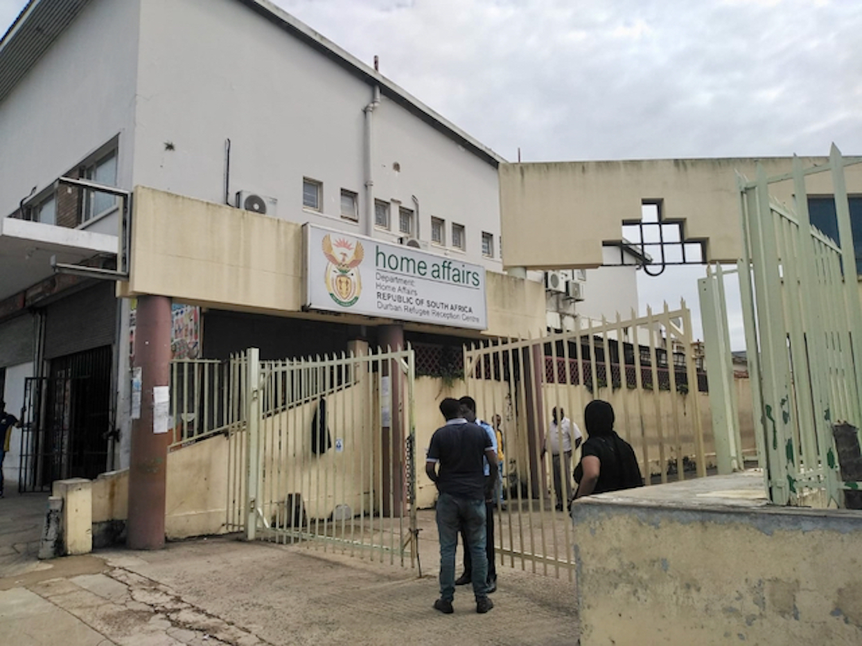 Immigration activists launch detention hotline as calls for help increase