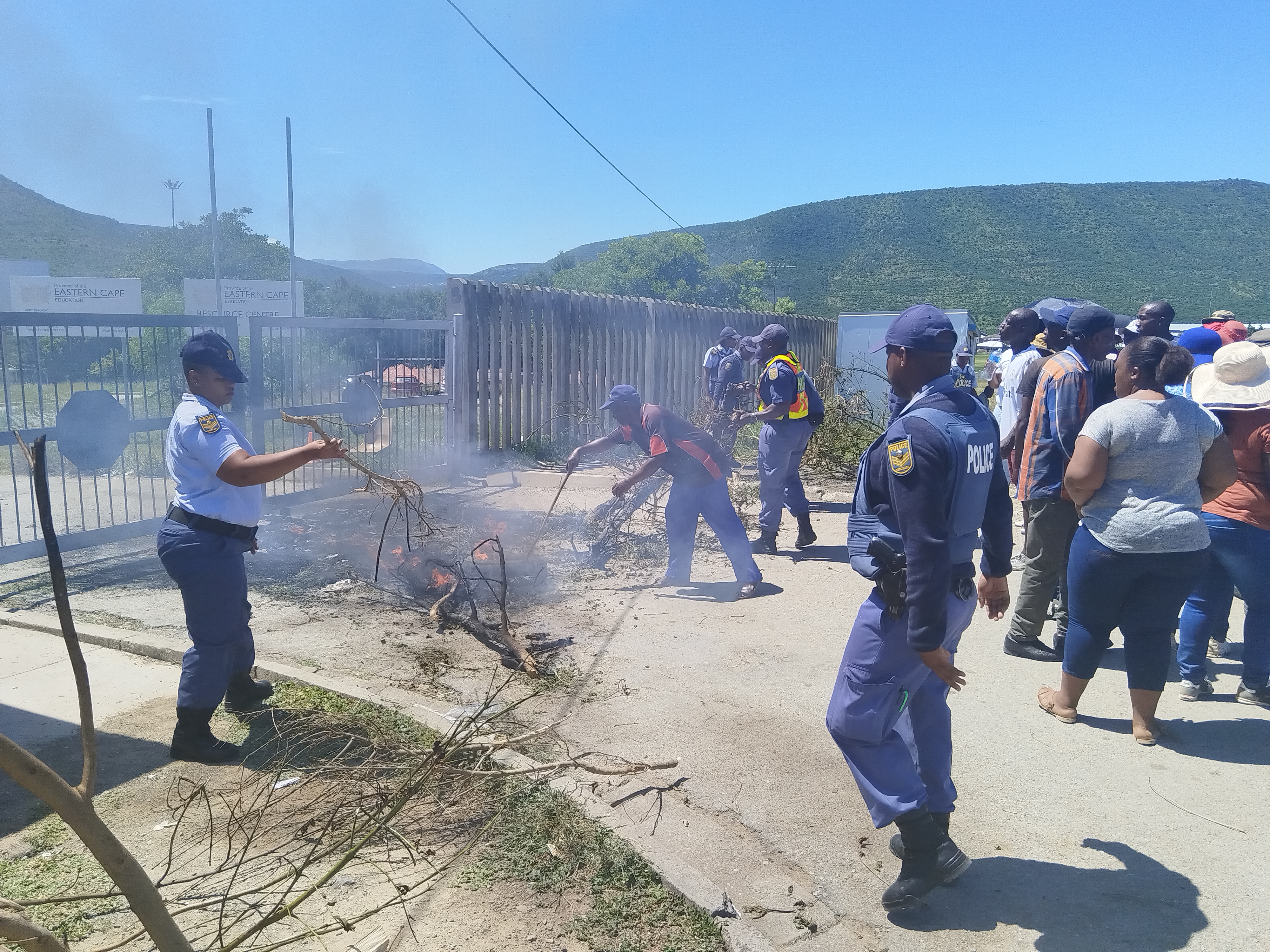 Striking guards trap government workers in office for hours over alleged non-payment by health department