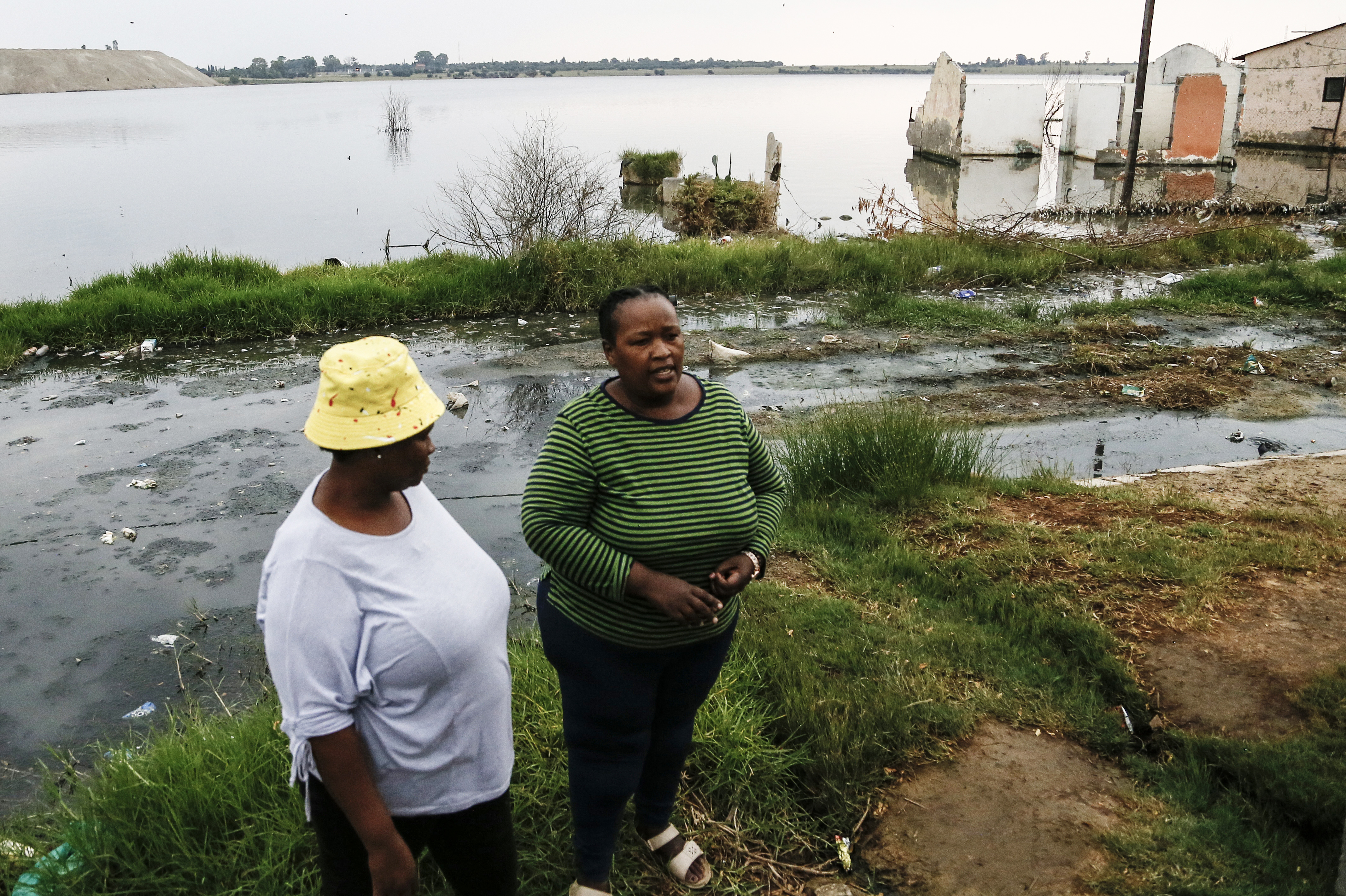 Life along a Free State's ‘road of death’ – where a flood of sewage water leaves locals sick and hopeless