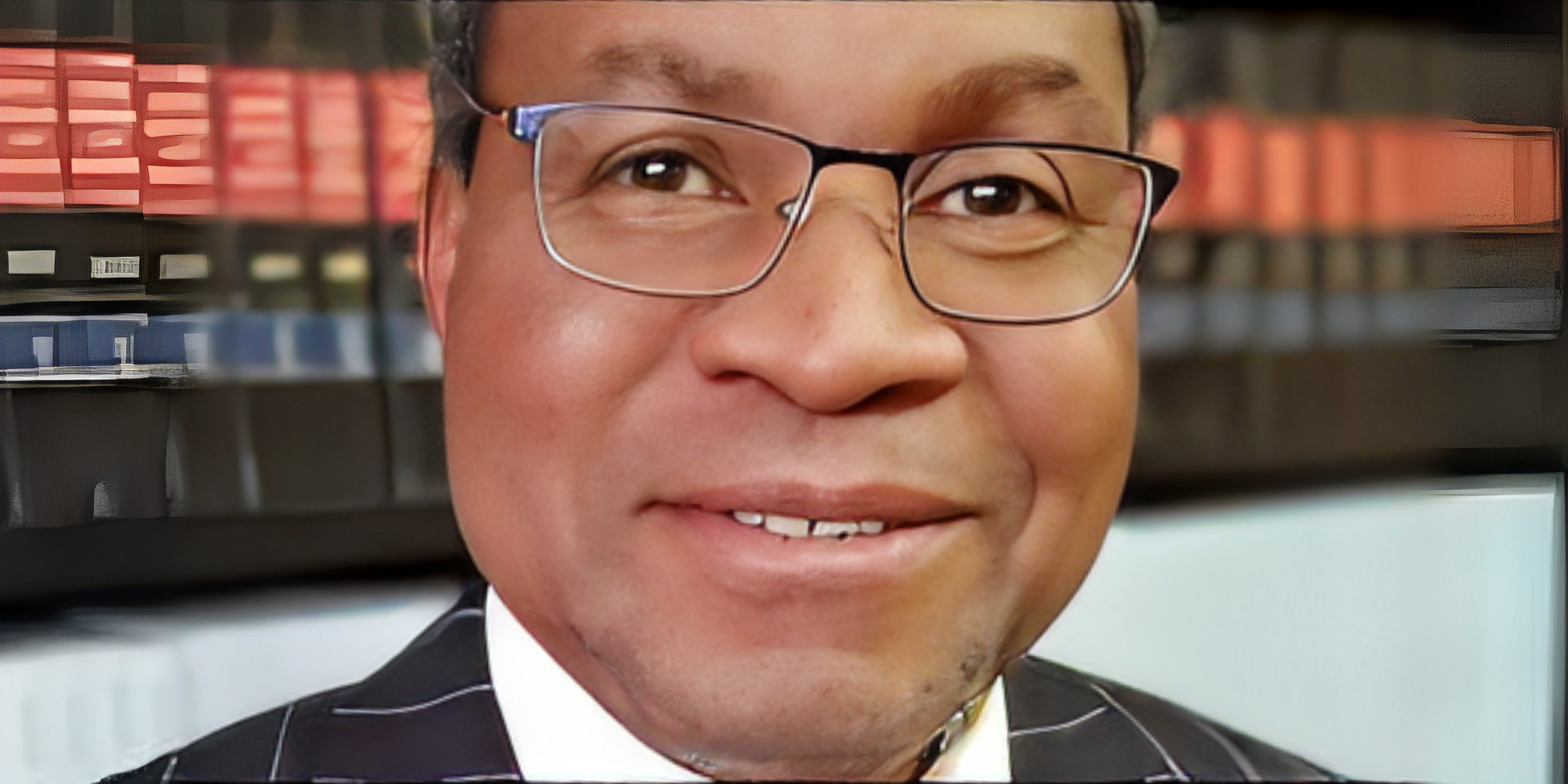 Uncovered — Paul Ngobeni, the fugitive mind behind Busisiwe Mkhwebane’s court defeats