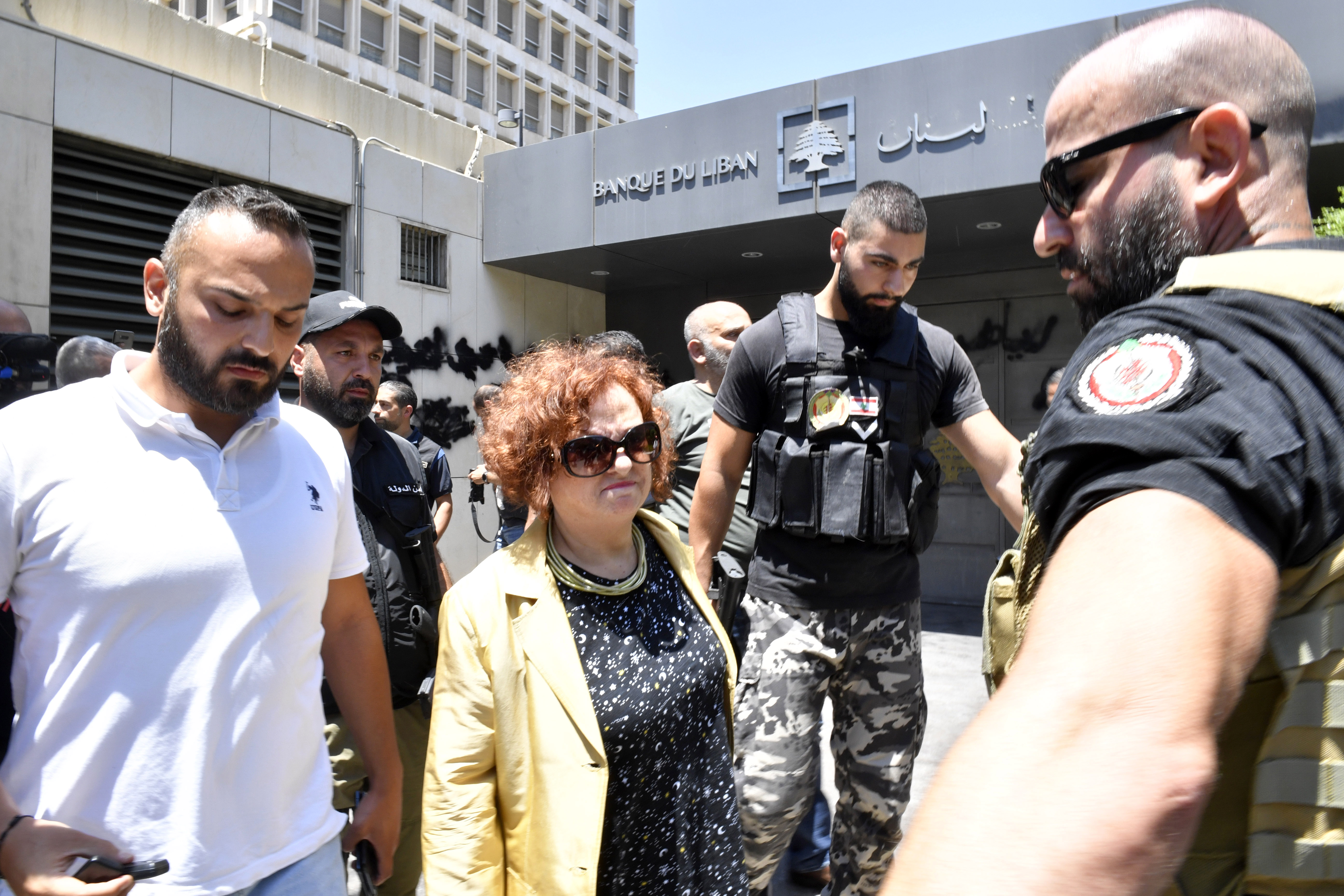 State security patrol in search of Riad Salameh, in Beirut