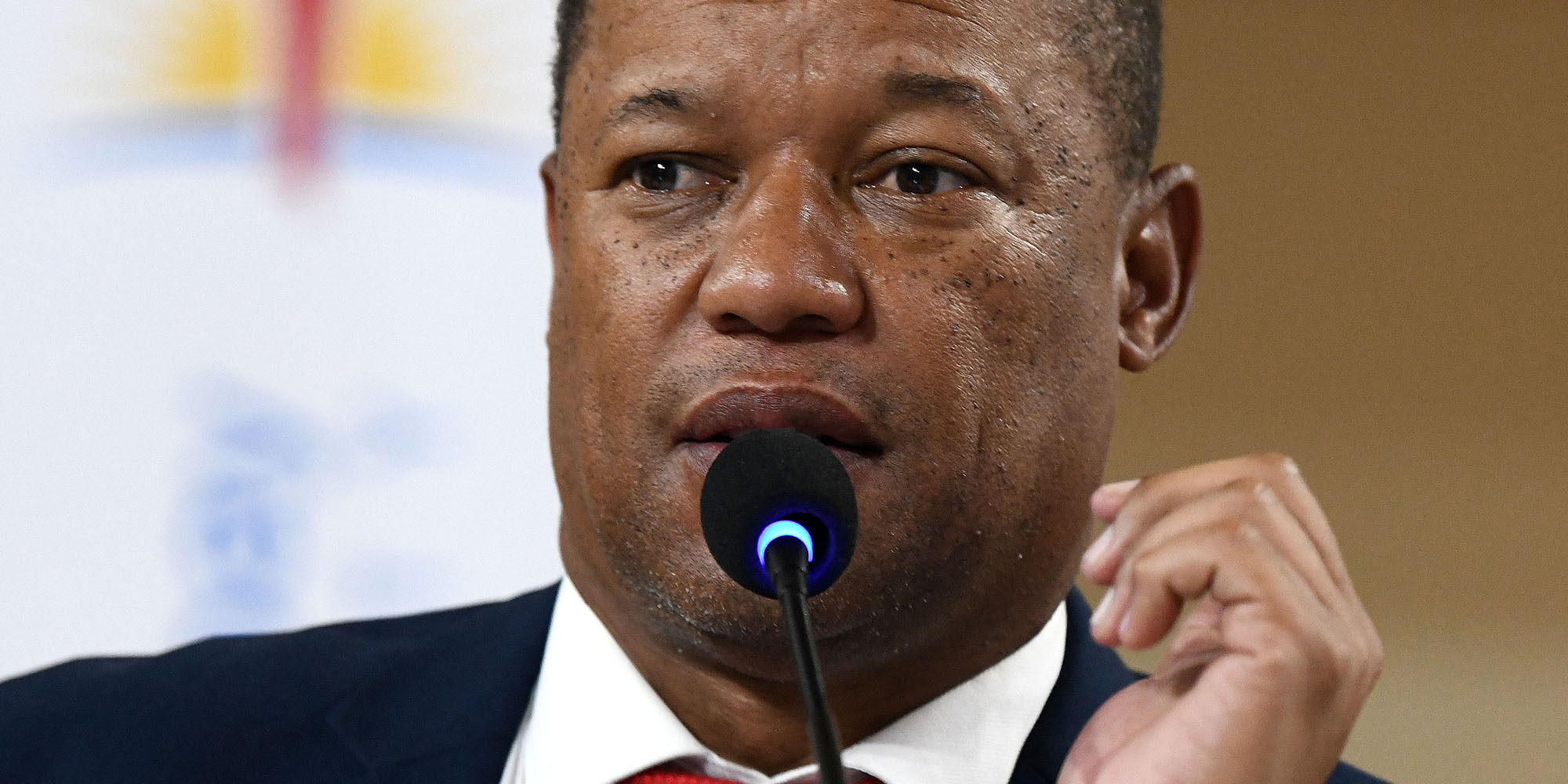 DA-led coalition government loses control of Nelson Mandela Bay Council in chaotic meeting