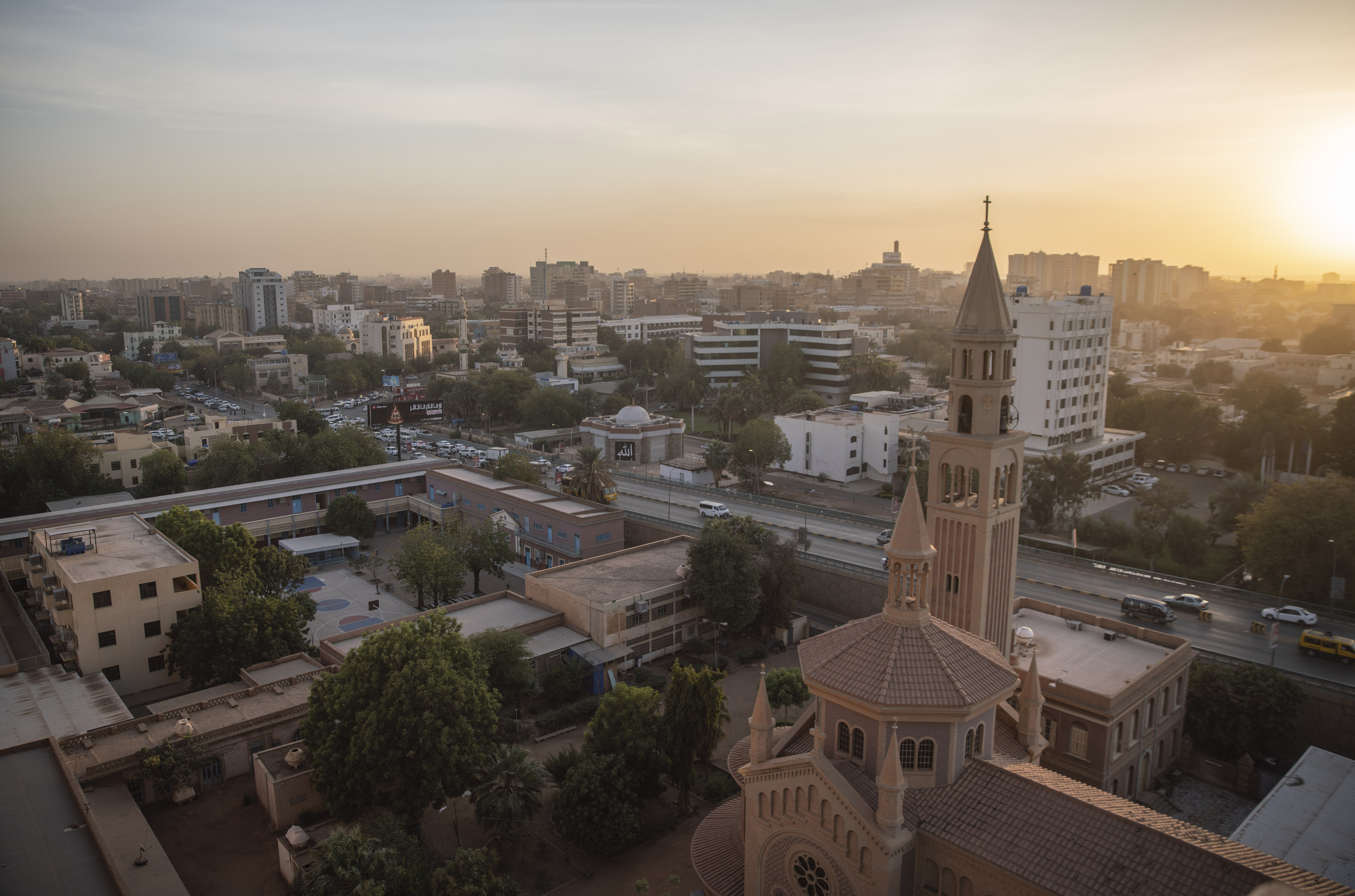 Khartoum: the creation and the destruction of a modern African city